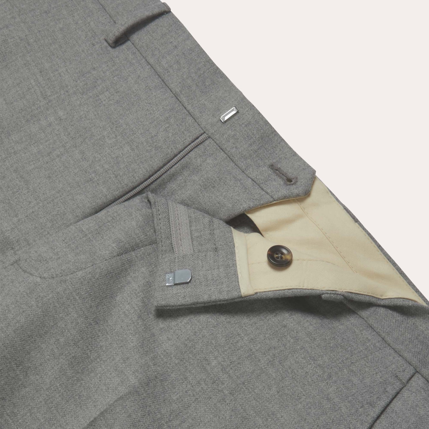 Pantalon en flanelle de laine grise