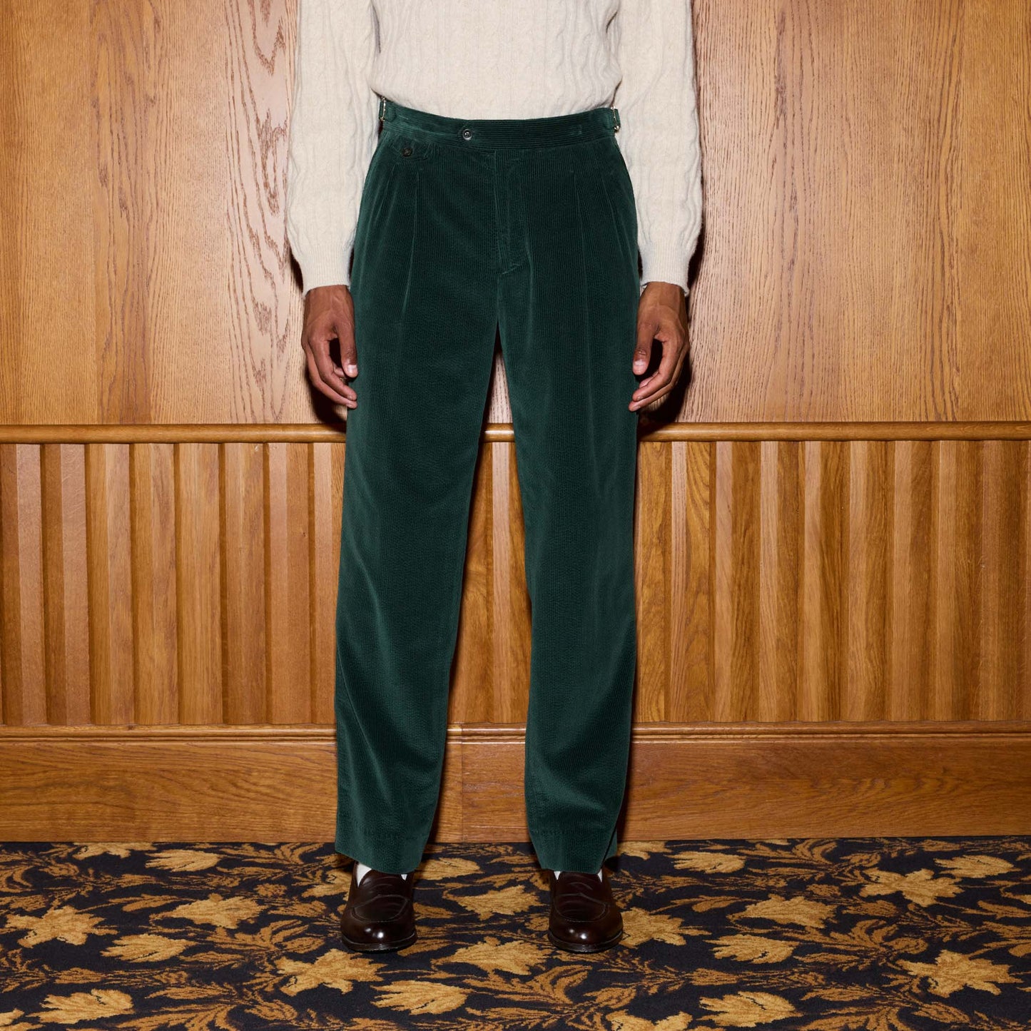 Pantalon à double plis en velours vert