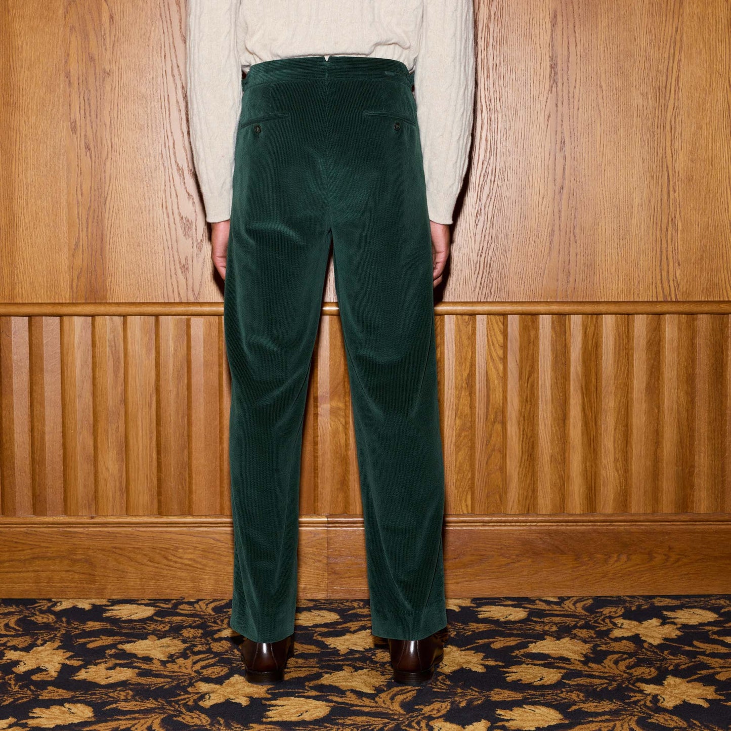 Pantalon à double plis en velours vert