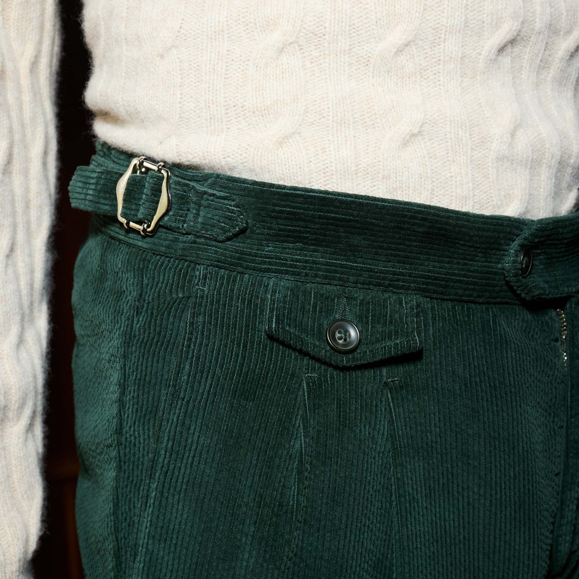 Pantalon à double plis en velours vert