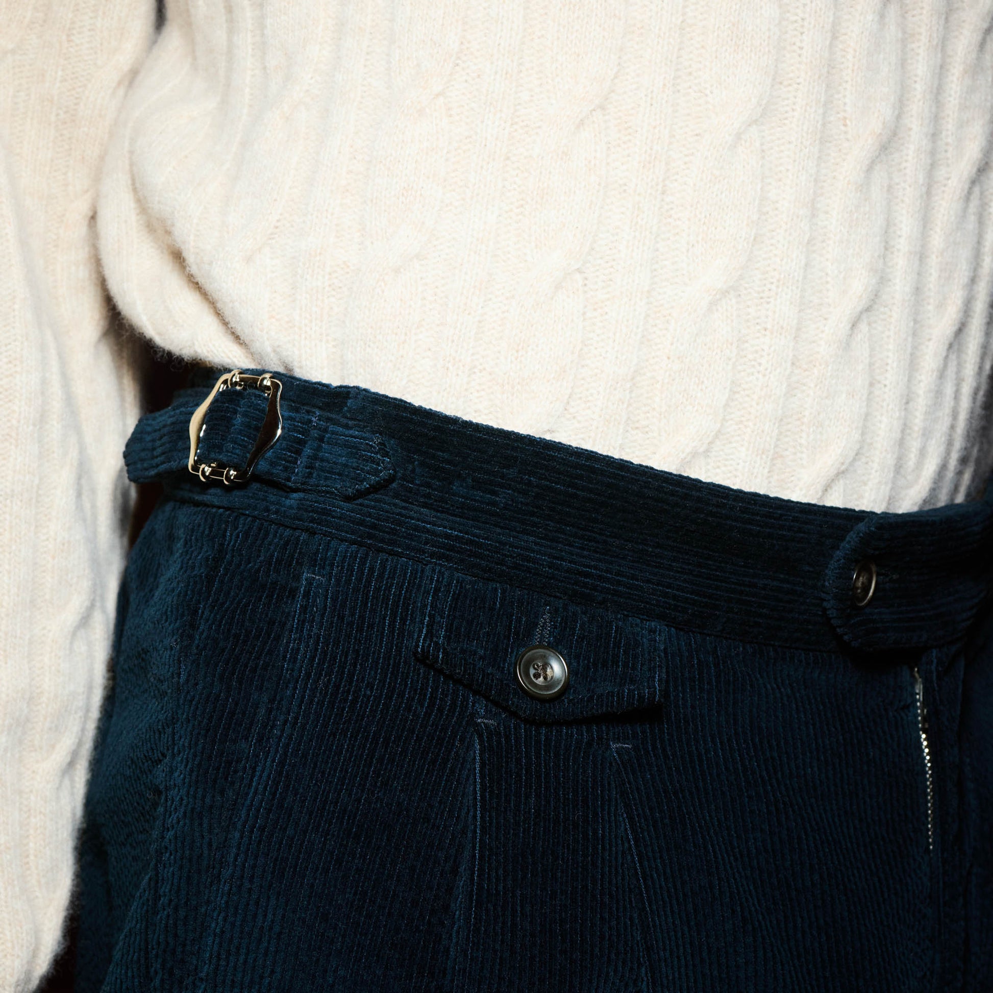 Pantalon à double plis en velours marine