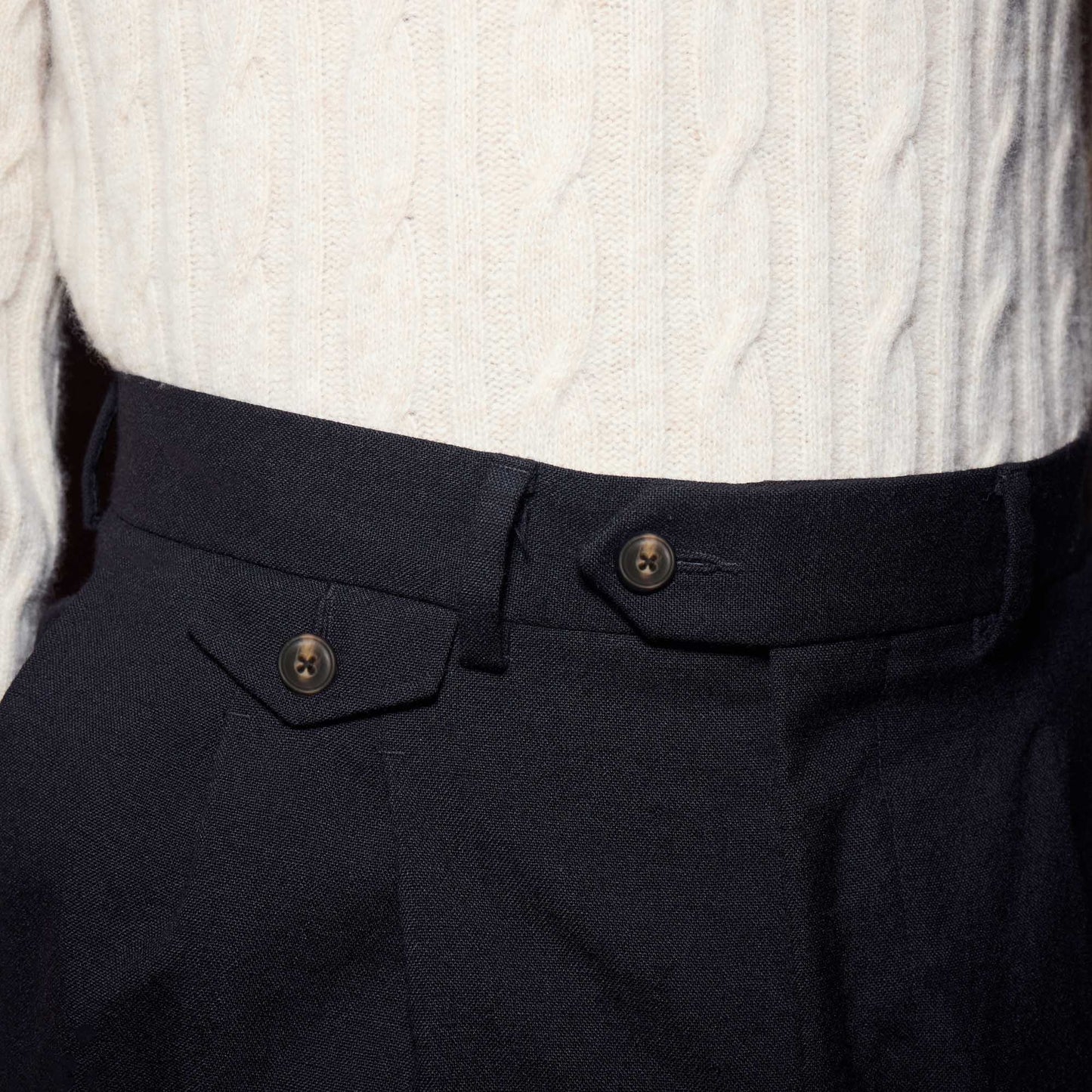 Pantalon à double plis en flanelle de laine marine