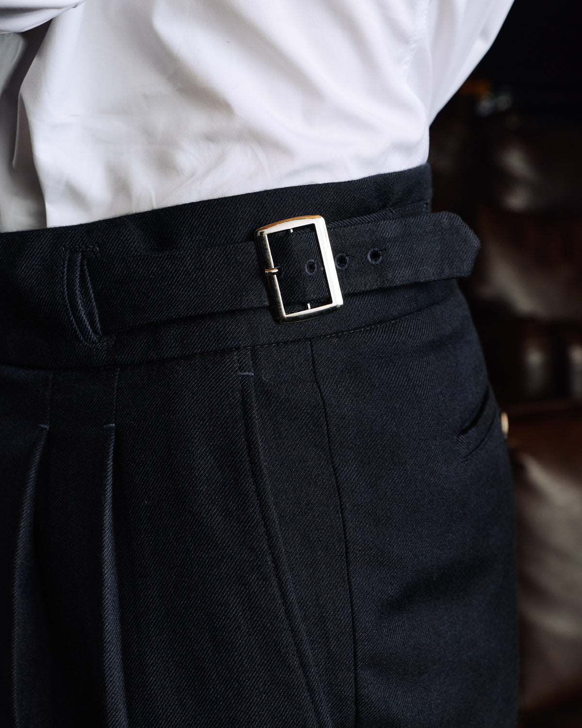 Gurkha-Hose mit doppelten Bundfalten aus Baumwolle und Wolle in Marineblau