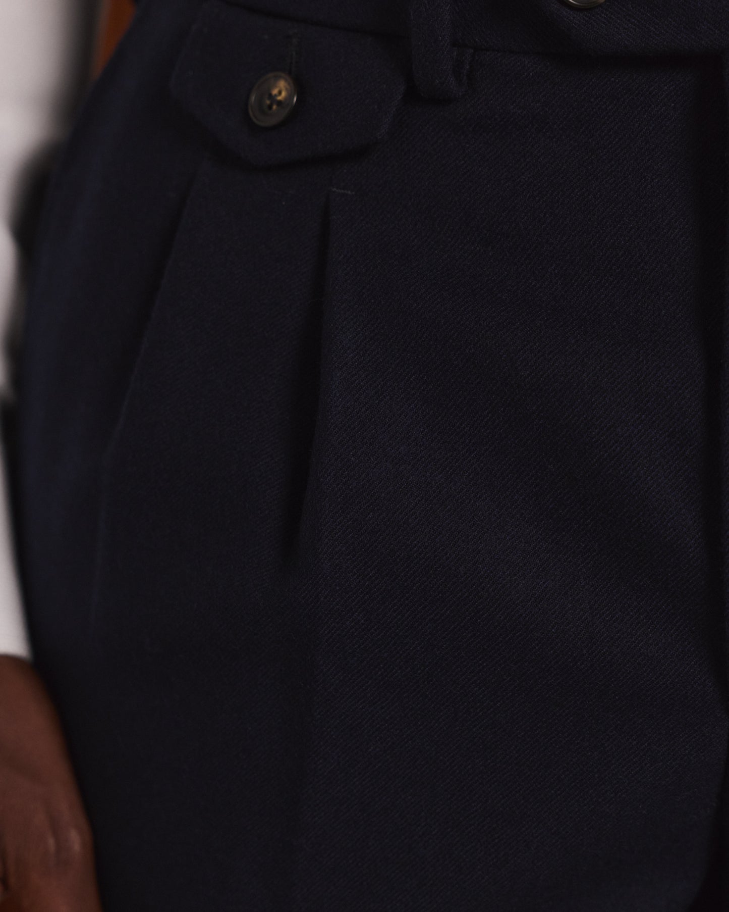 Pantalon à pinces en flanelle de laine marine