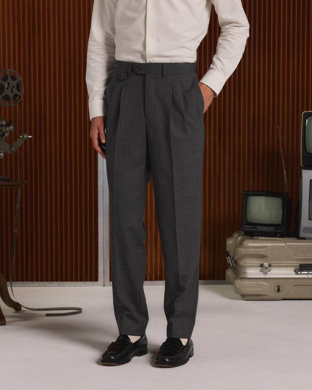 Charcoal wool pleated trousers