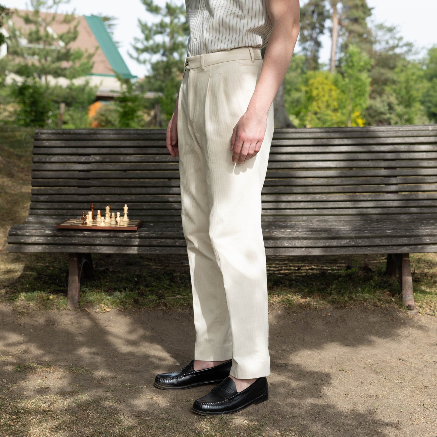 Pantalon à double plis en coton écru
