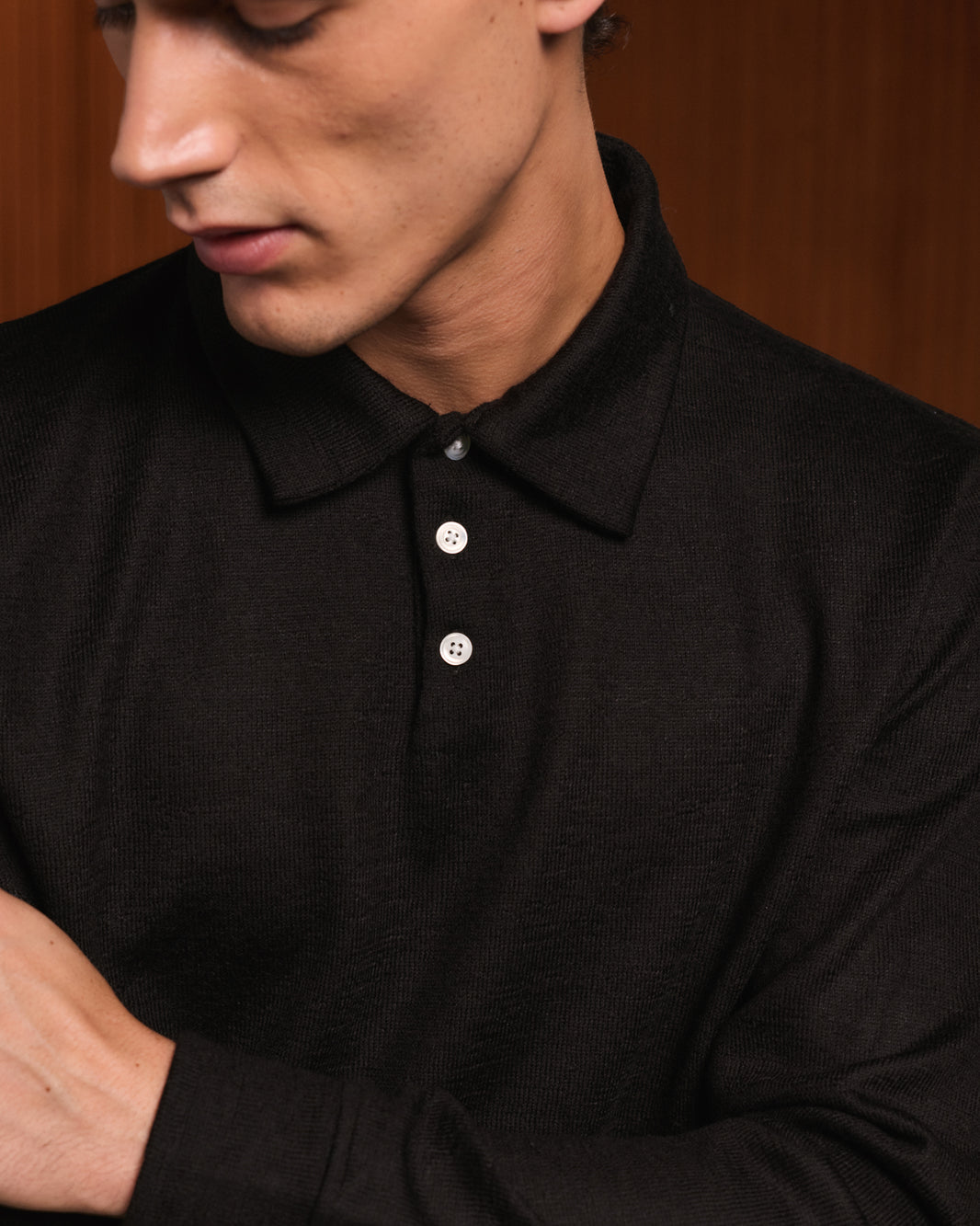 Langärmeliges Poloshirt aus brauner Wolle