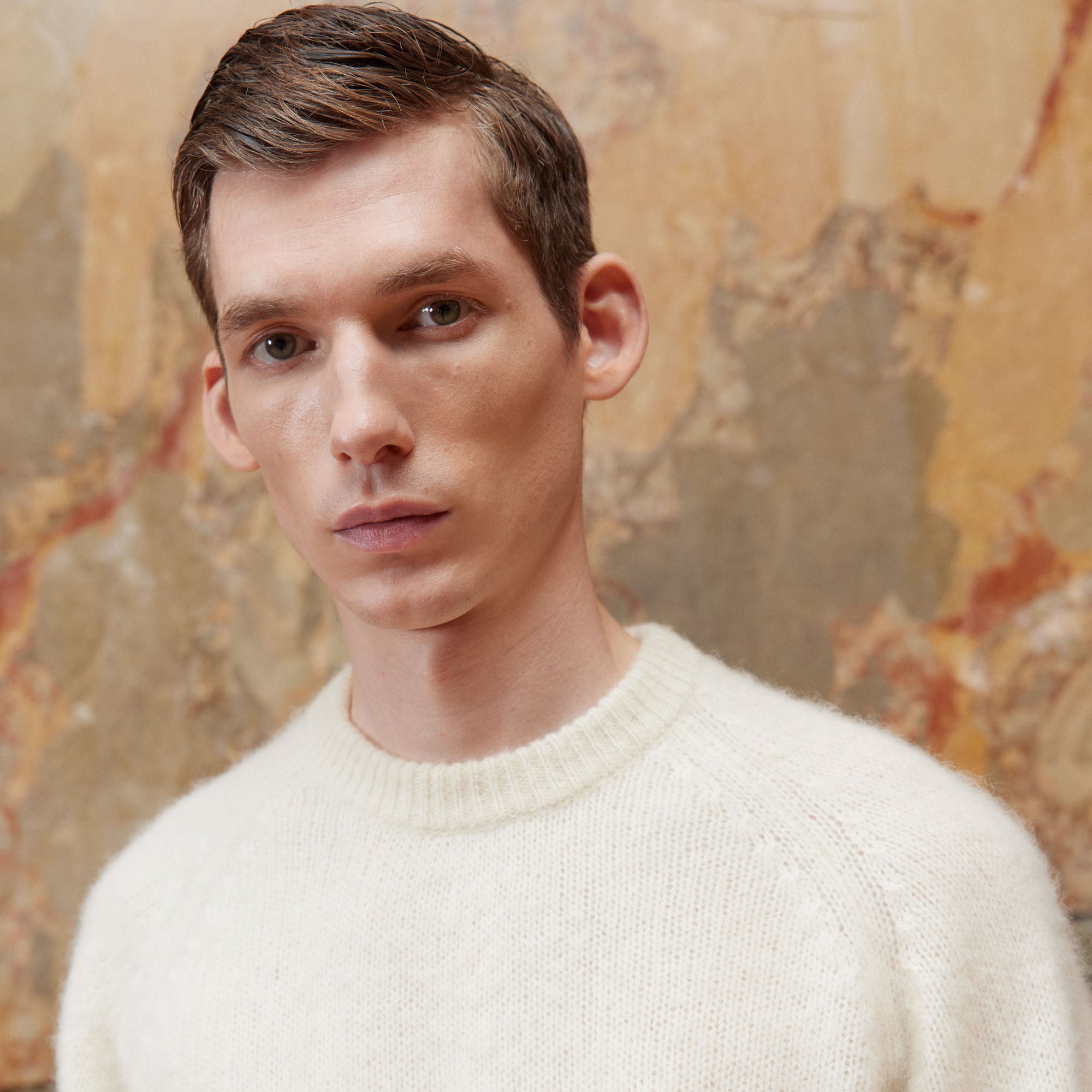 Shaggy dog ​​sweater in ecru wool | Hast – Hast Paris