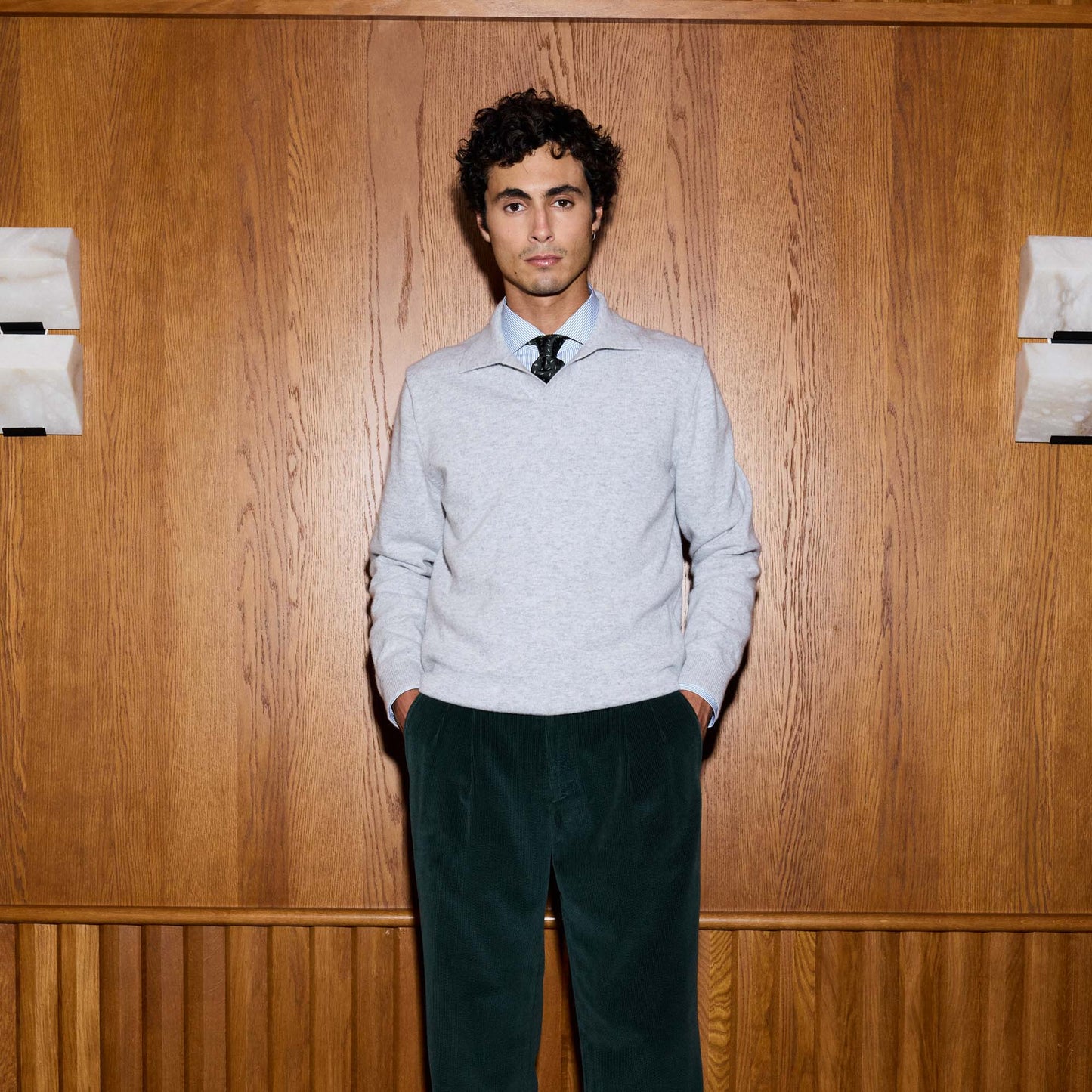 Pull à col polo en laine mérinos gris chiné