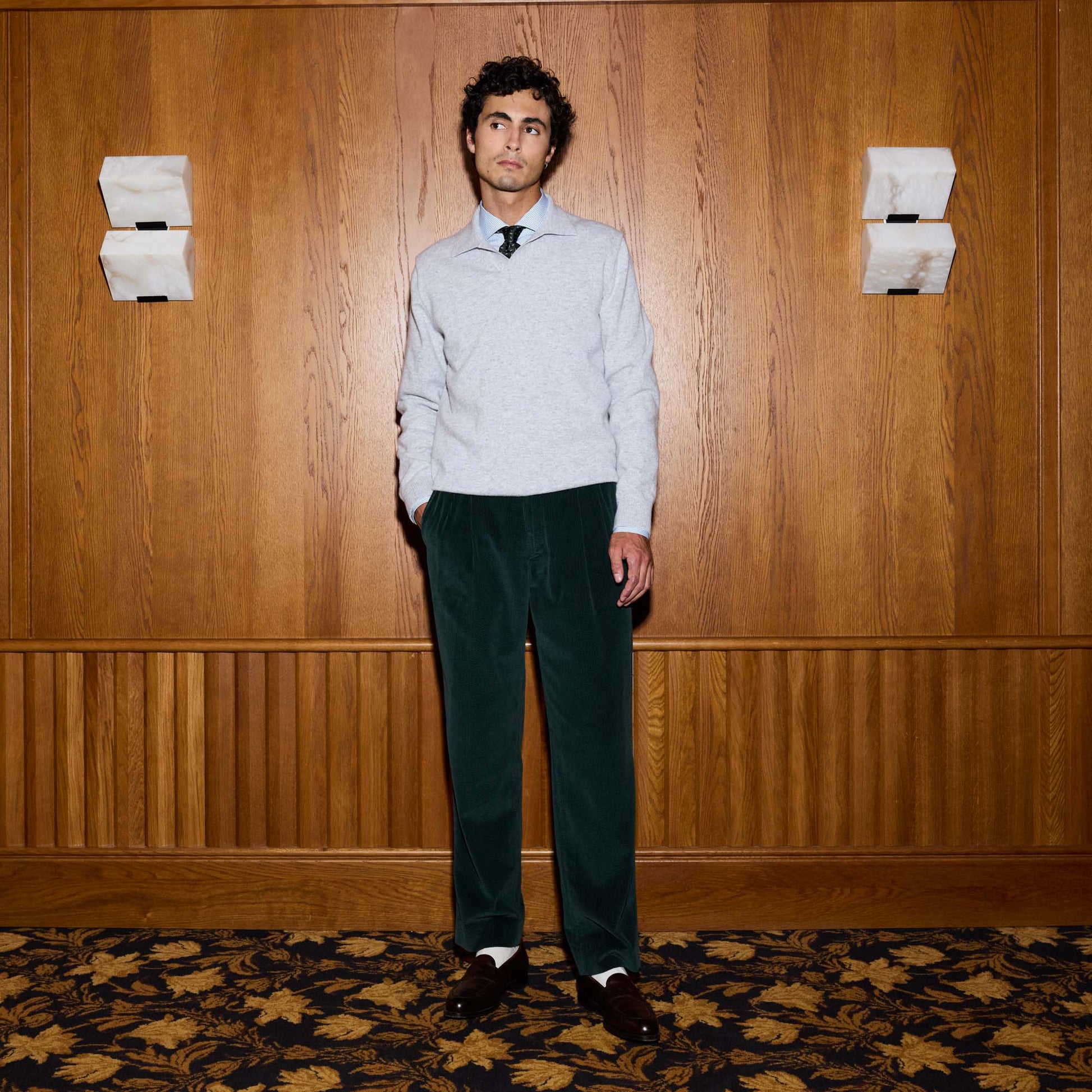 Pull à col polo en laine mérinos gris chiné