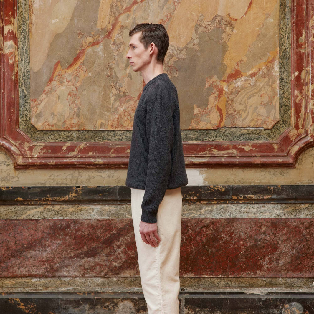 Pull en laine mérinos gris anthracite