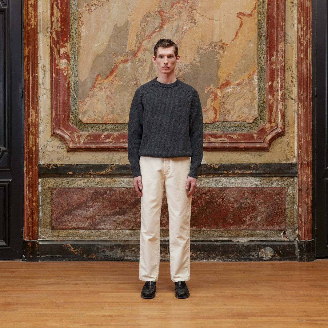 Pull en laine mérinos gris anthracite