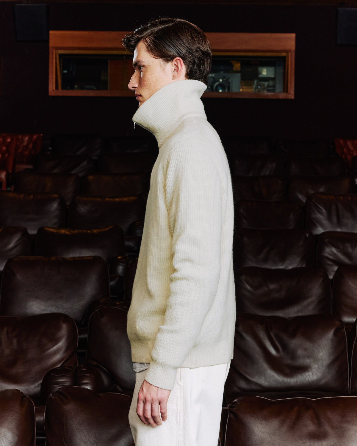 Ecru zip-neck jumper in extra-fine merino wool
