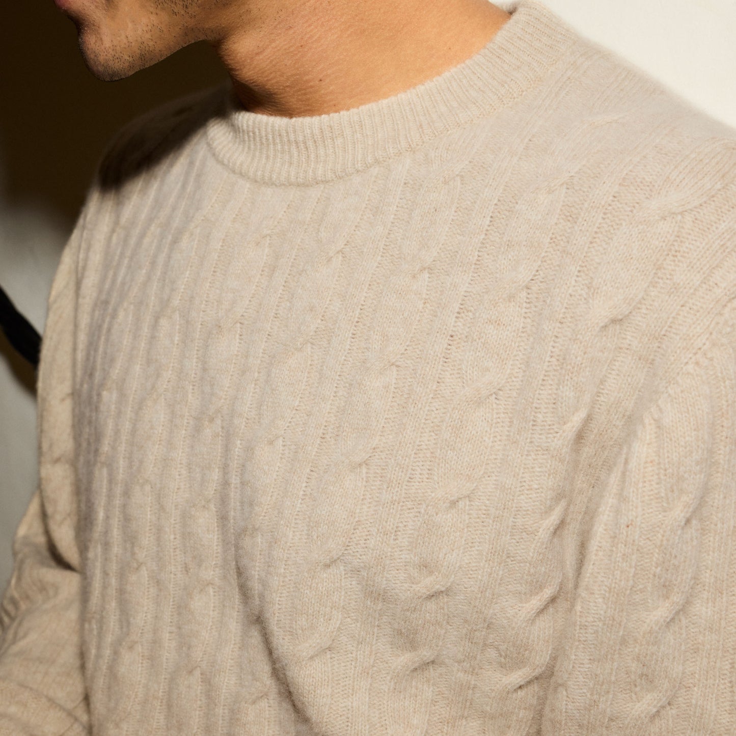 Pull torsadé en laine mérinos écru