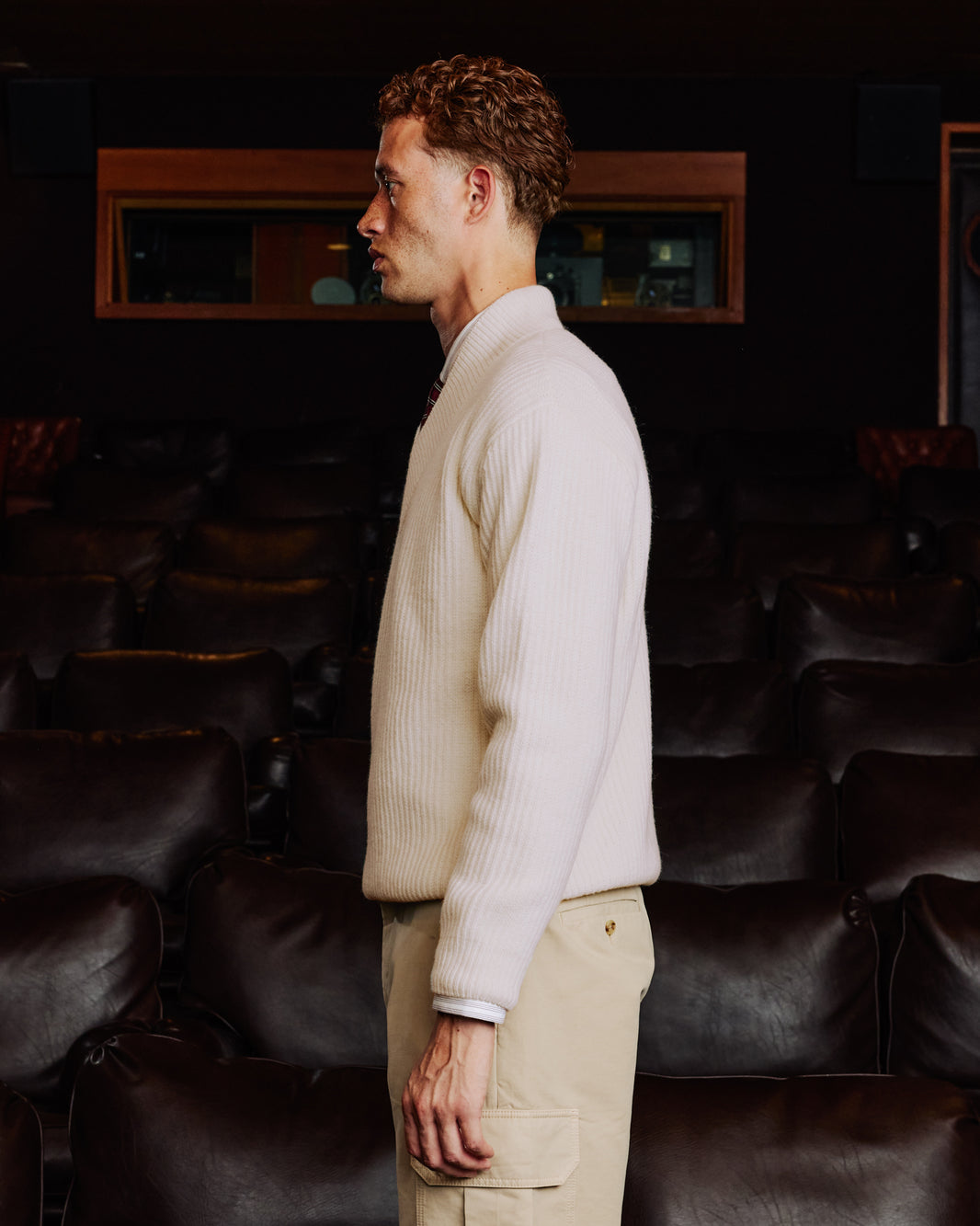 Pull col V en laine extrafine écru