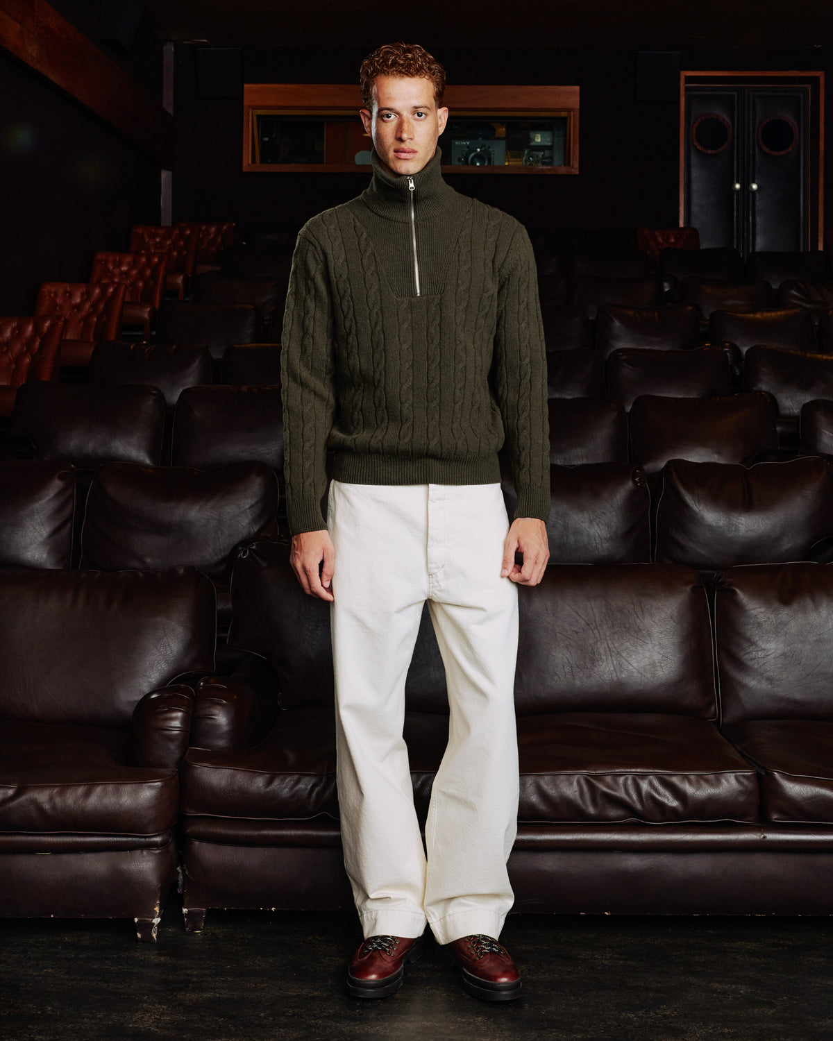 Pullover mit Troyerkragen aus extrafeiner Wolle in Khaki