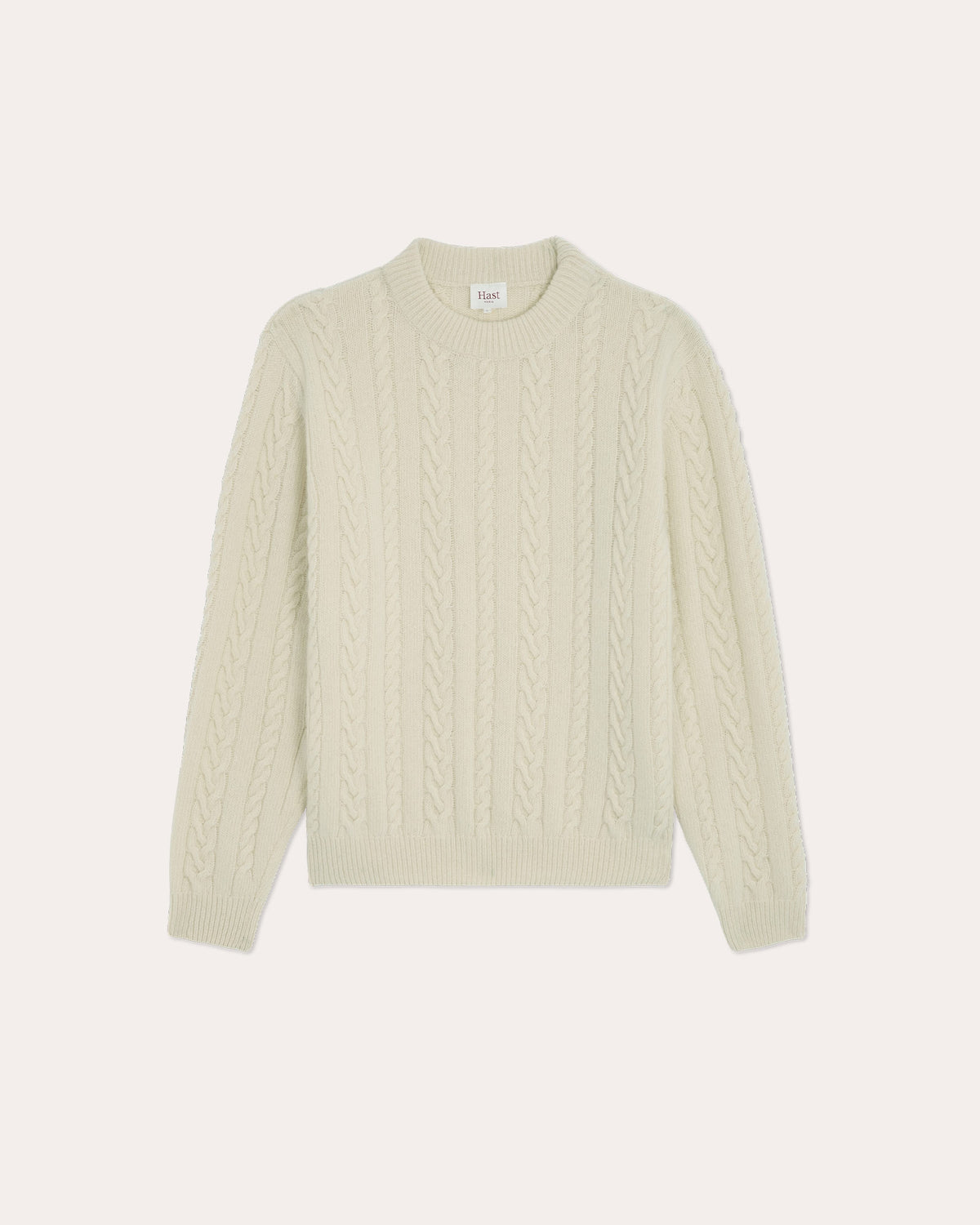 Ecrufarbener Pullover mit irisch inspiriertem Zopfmuster