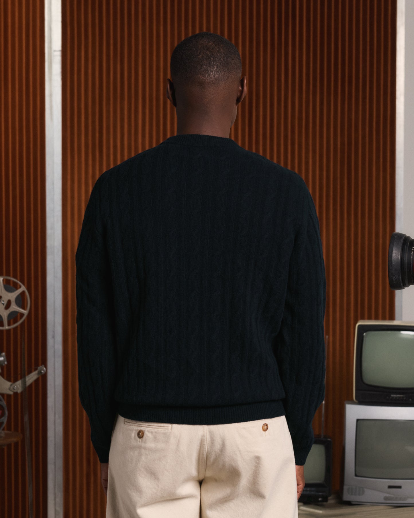 Pull col rond en laine mérinos extrafine marine