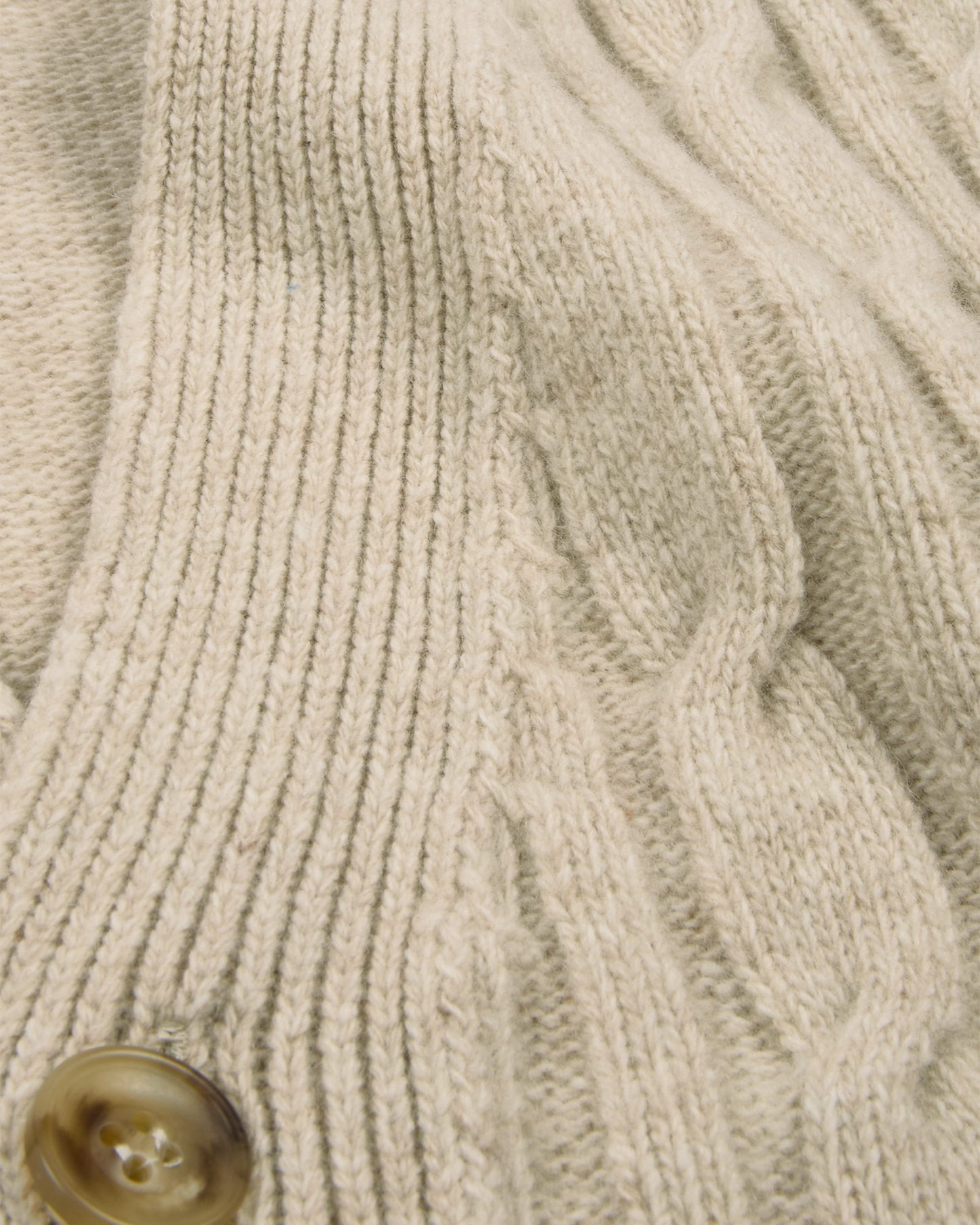 Cardigan torsadé en laine extrafine beige