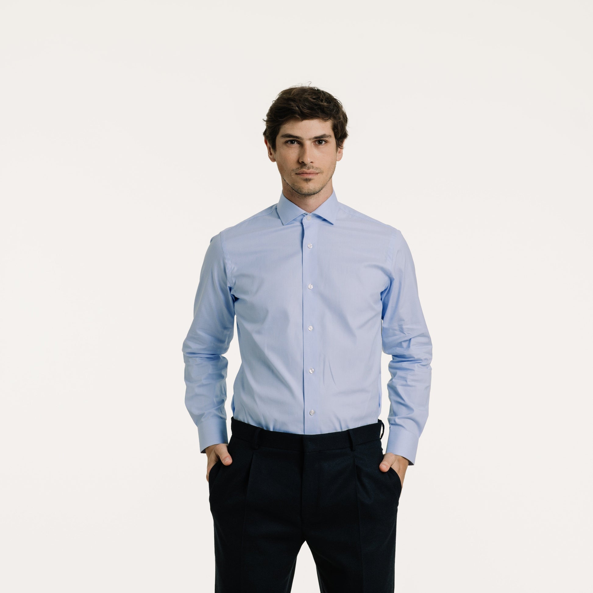 Chemise en oxford double retors à fines rayures bleues