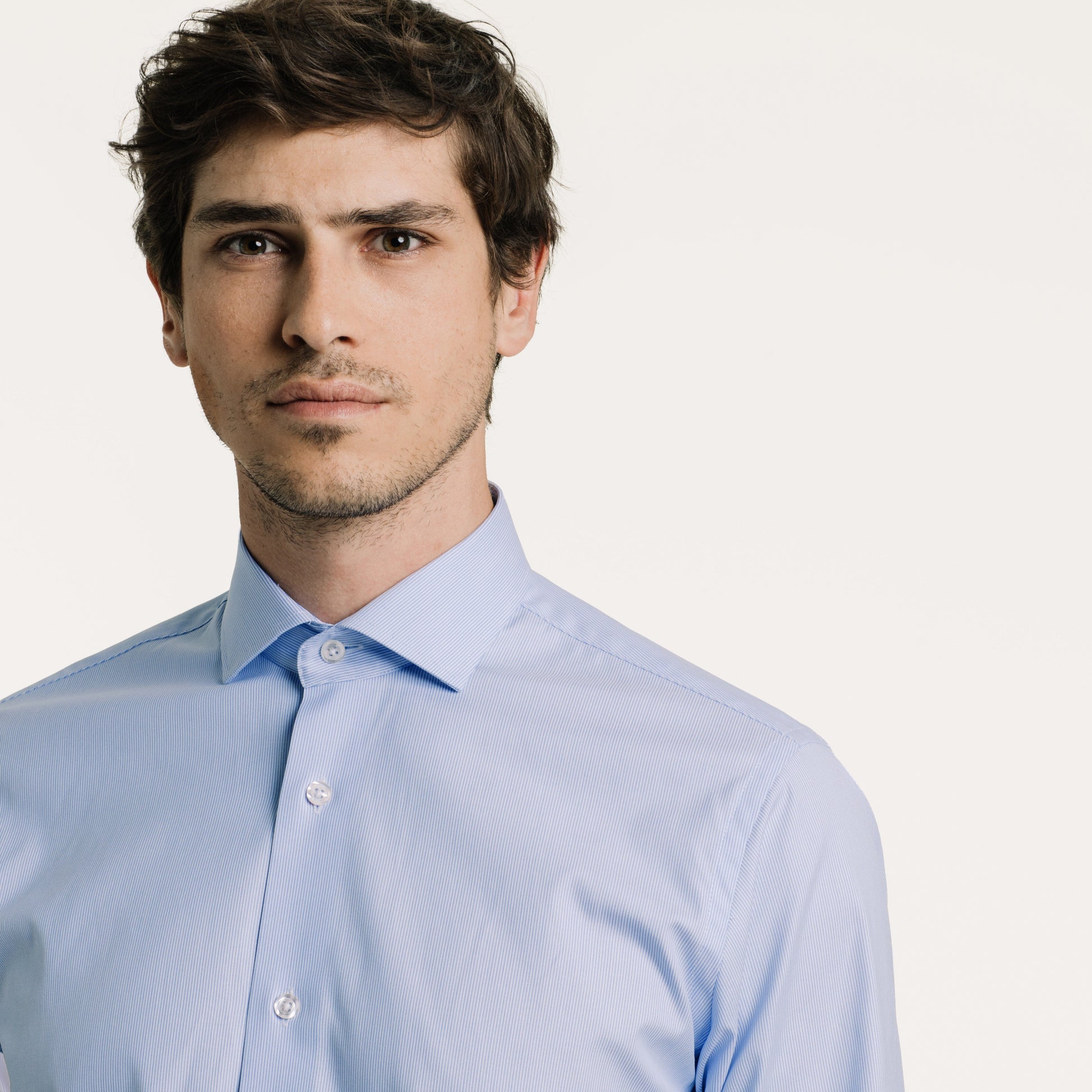 Chemise en oxford double retors à fines rayures bleues