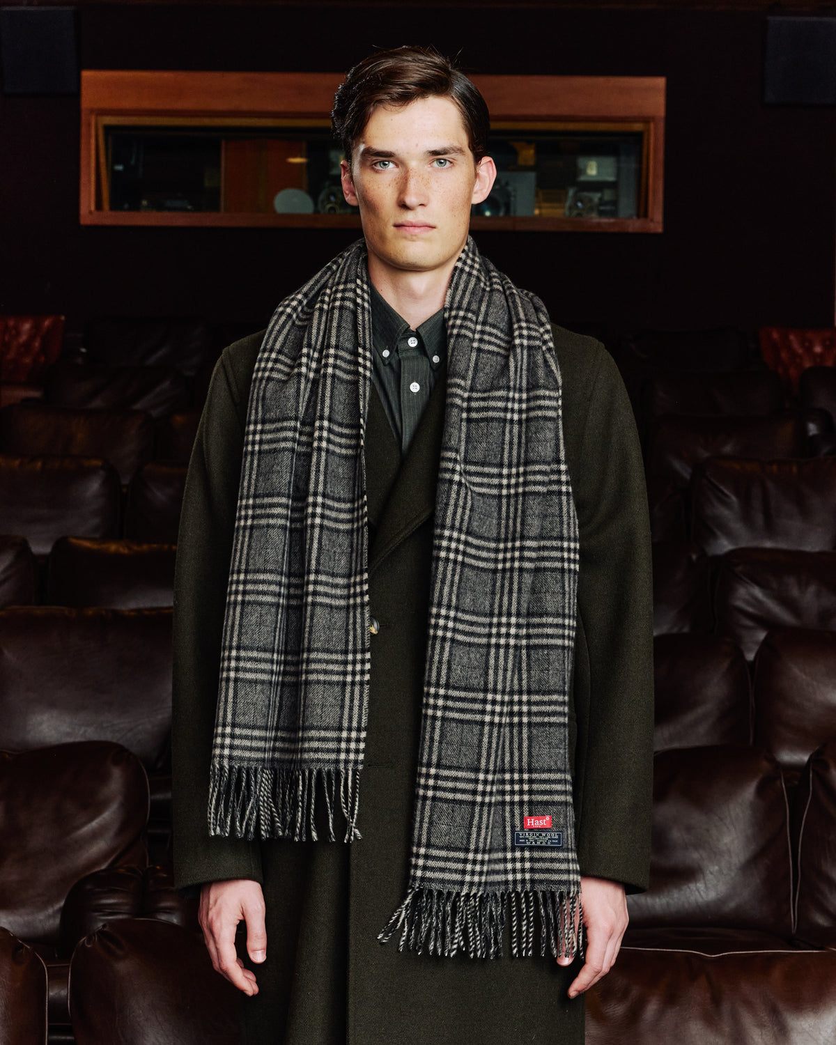 Grey checked virgin wool scarf
