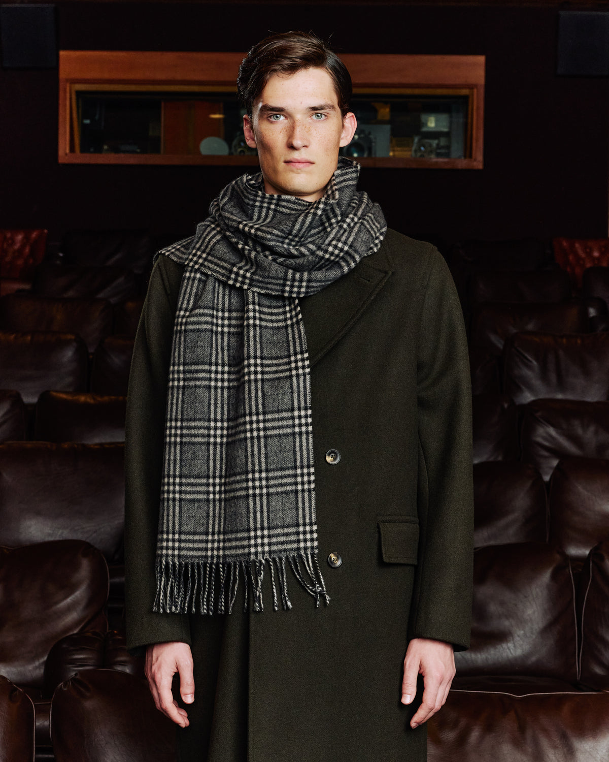 Grey checked virgin wool scarf