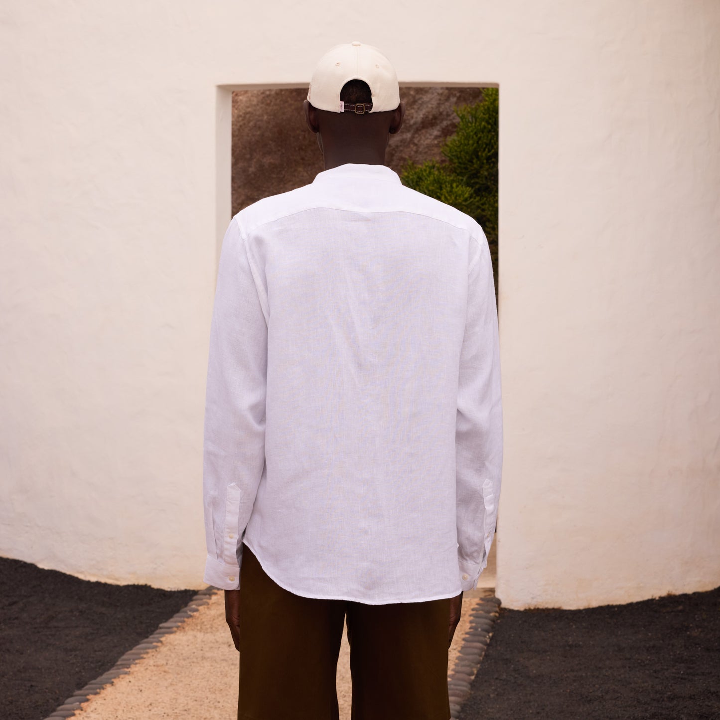White linen mandarin collar shirt