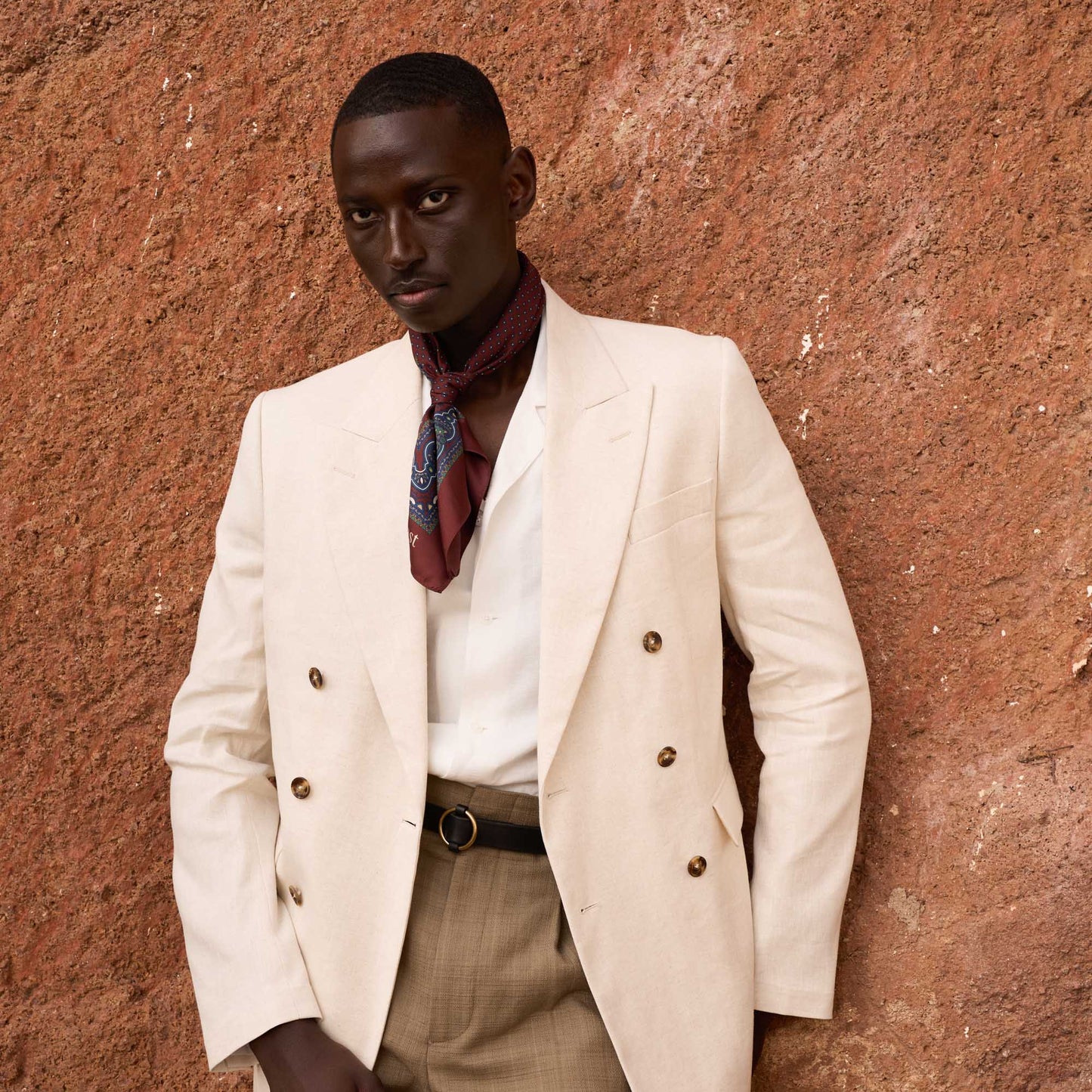 White linen and cotton short-sleeved shirt