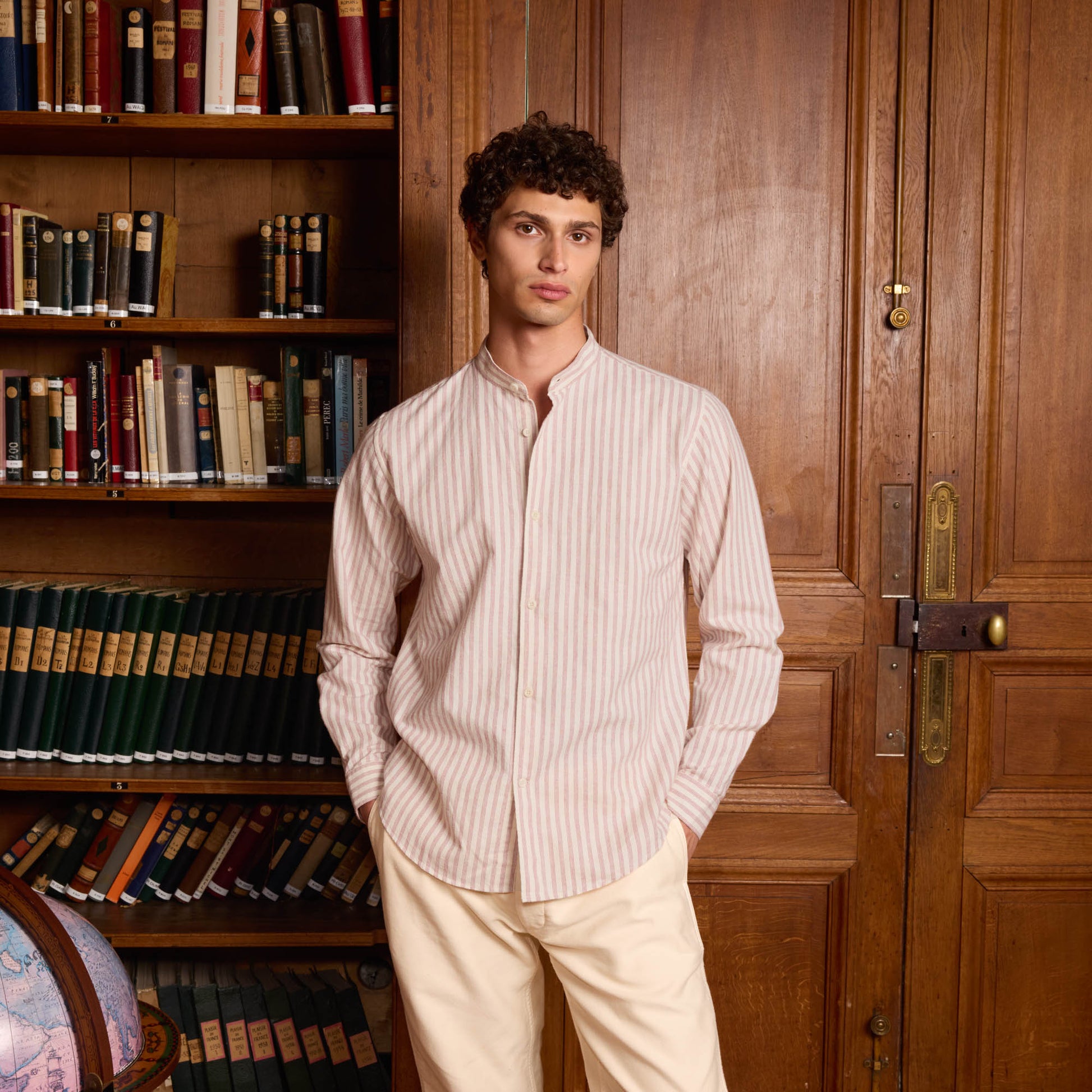 Chemise en flanelle de coton et lin écrue à rayures bordeaux