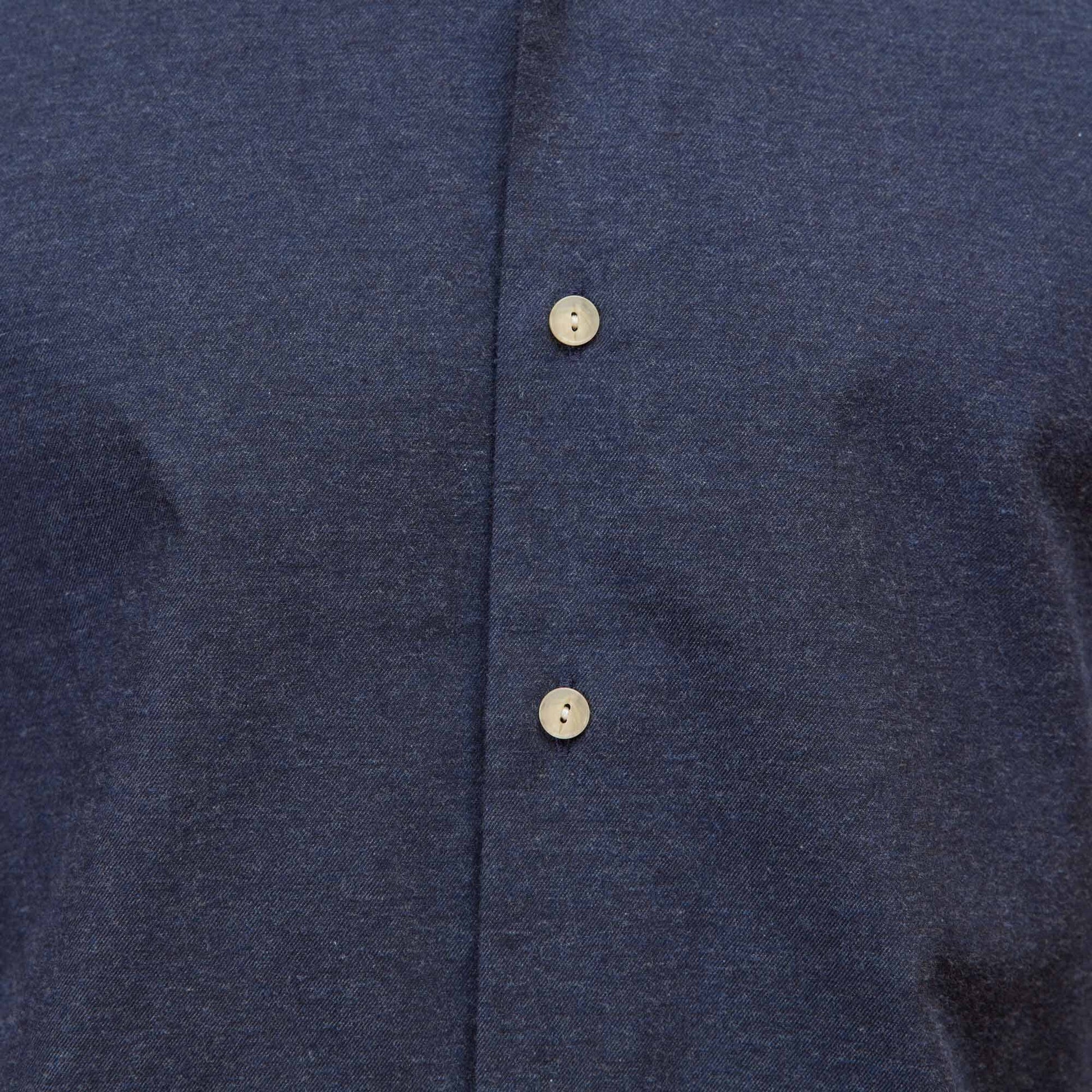 Chemise en flanelle bleu nuit