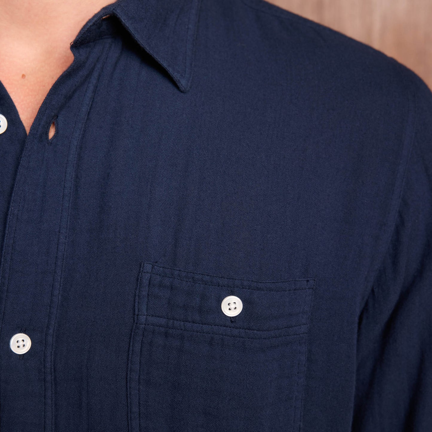 Chemise en coton bleu marine