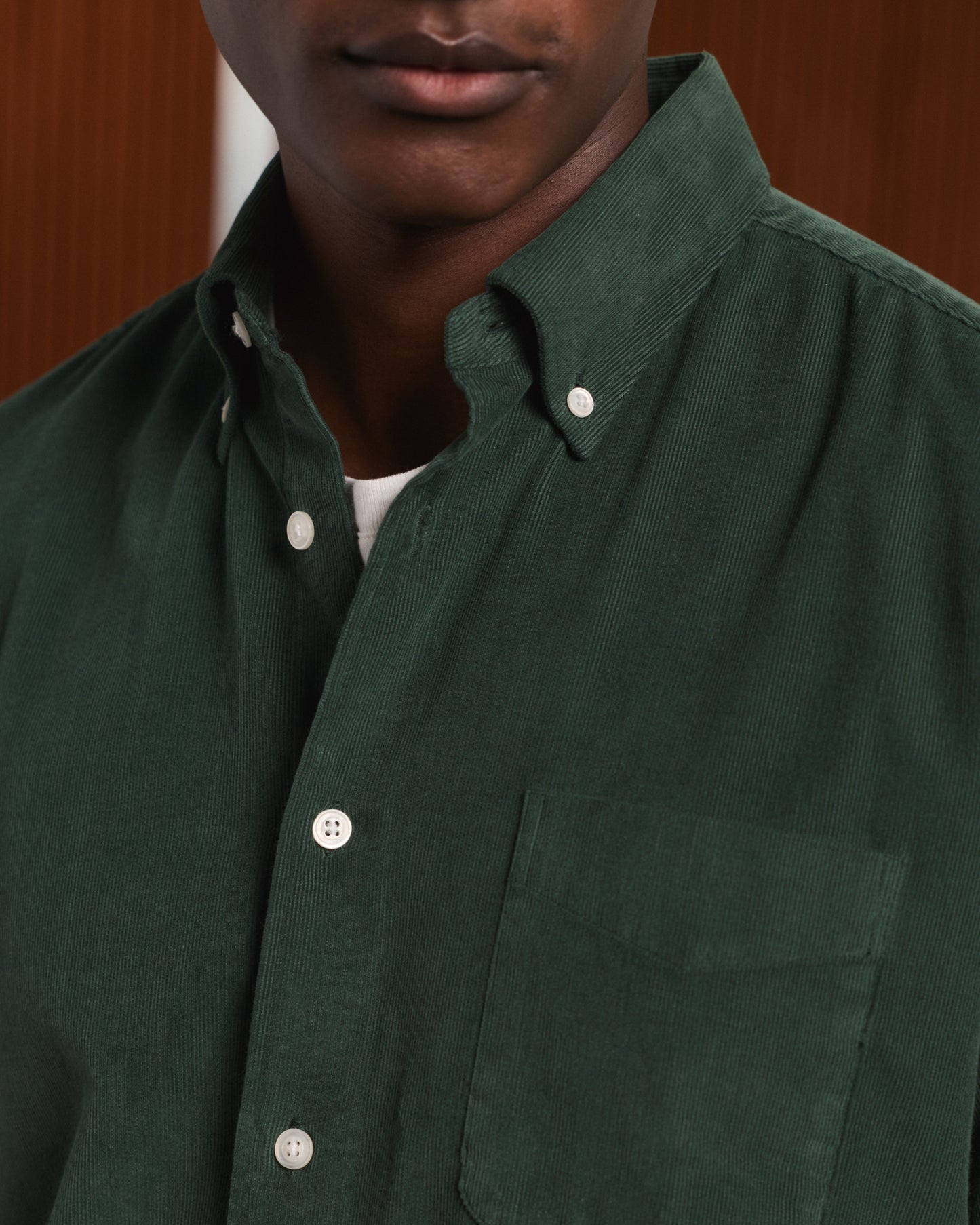 Chemise en velours vert sapin