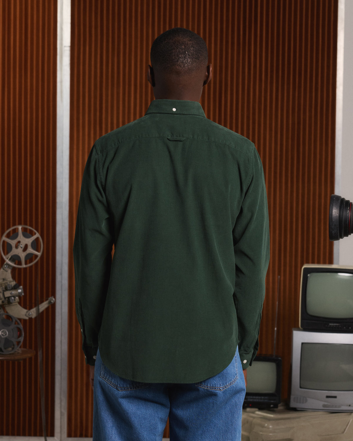 Chemise en velours vert sapin