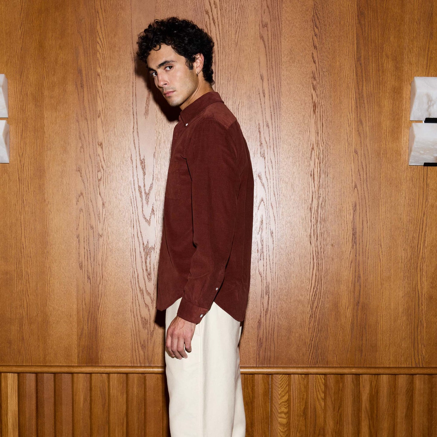 Chemise en velours bordeaux