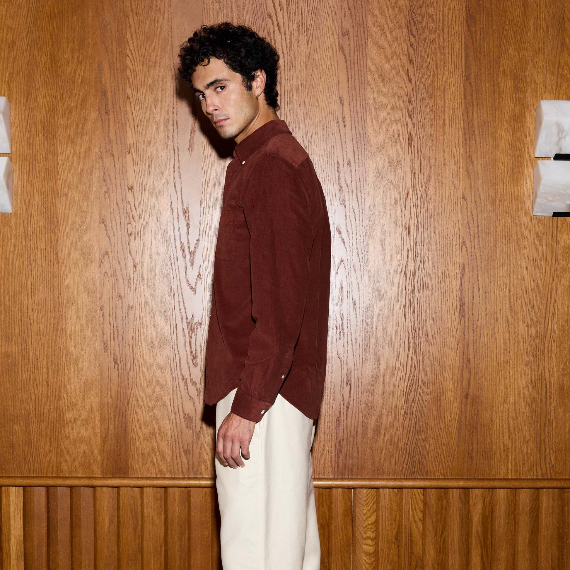 Chemise en velours bordeaux