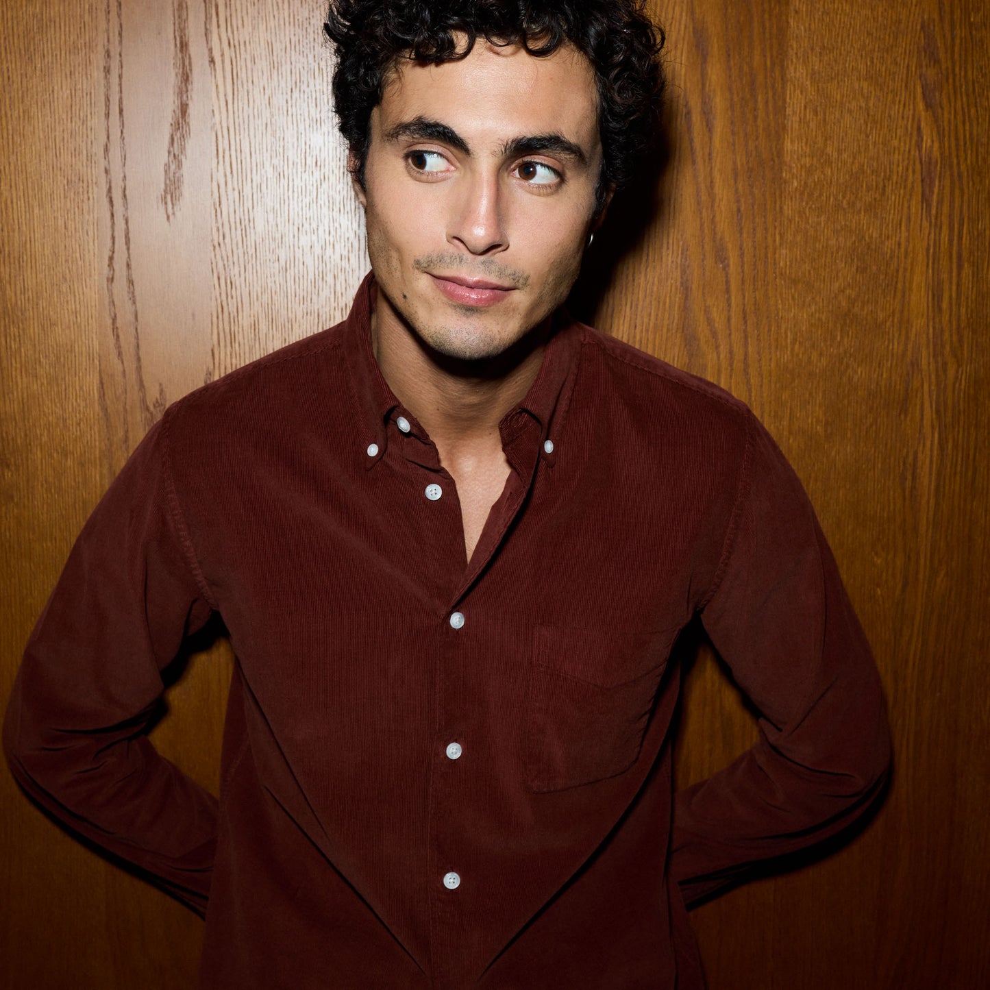 Chemise en velours bordeaux