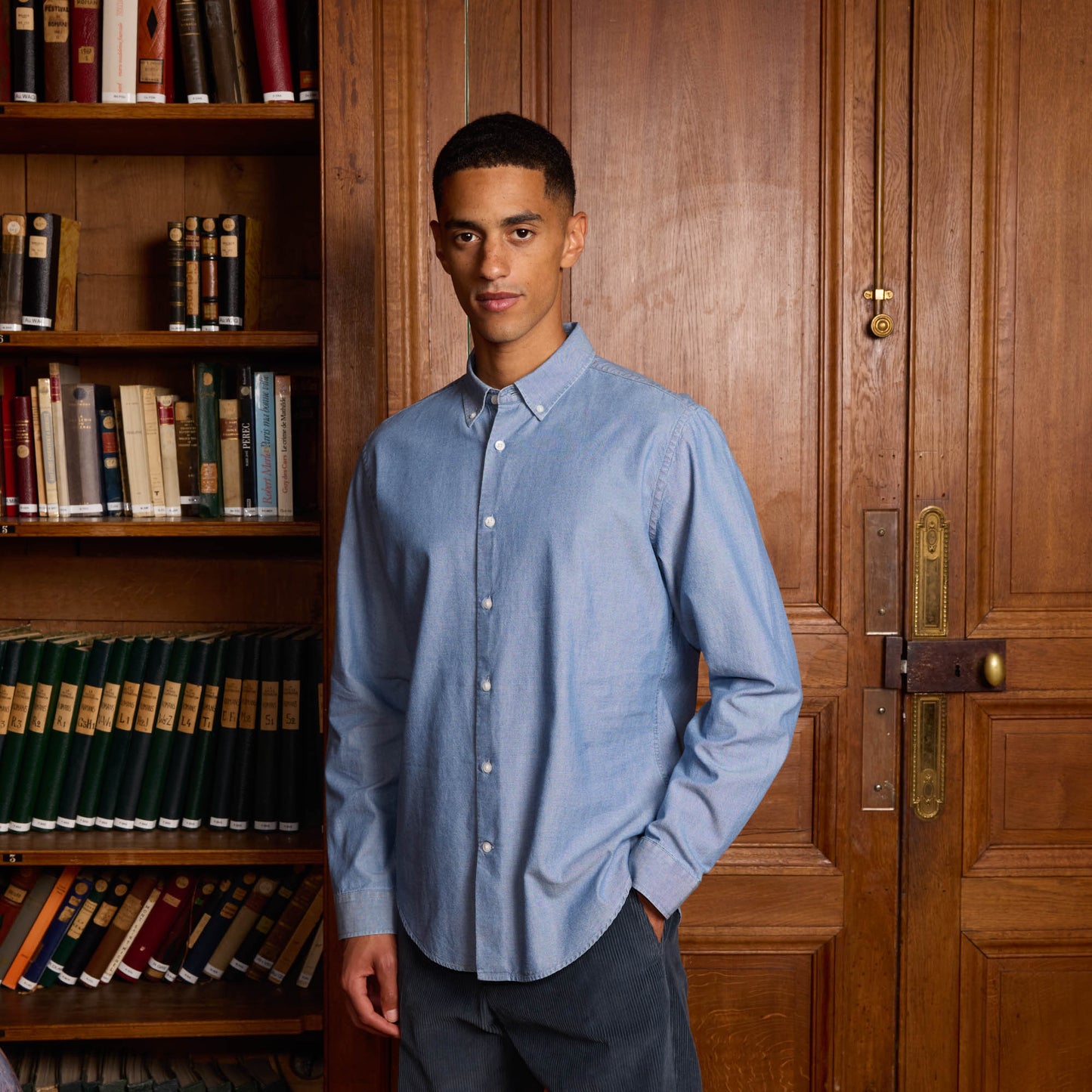 Chemise en oxford bleu indigo