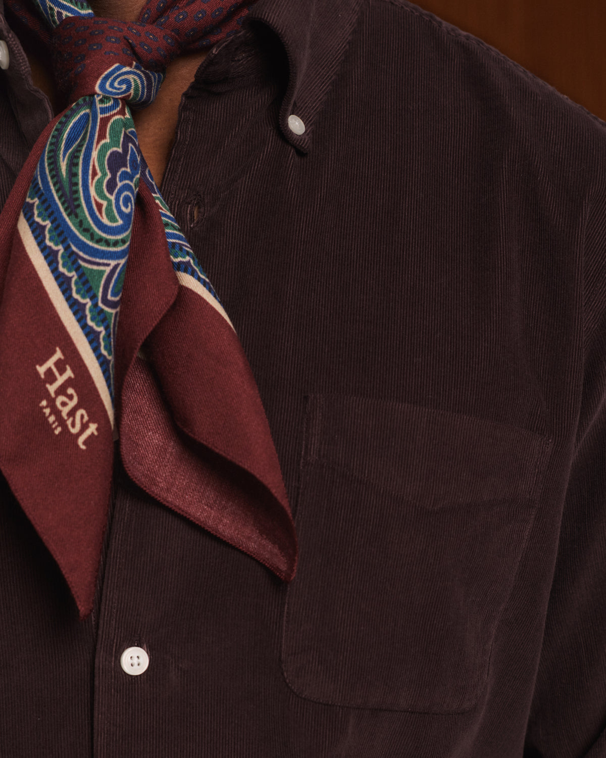 Chemise décontractée en velours côtelé bordeaux