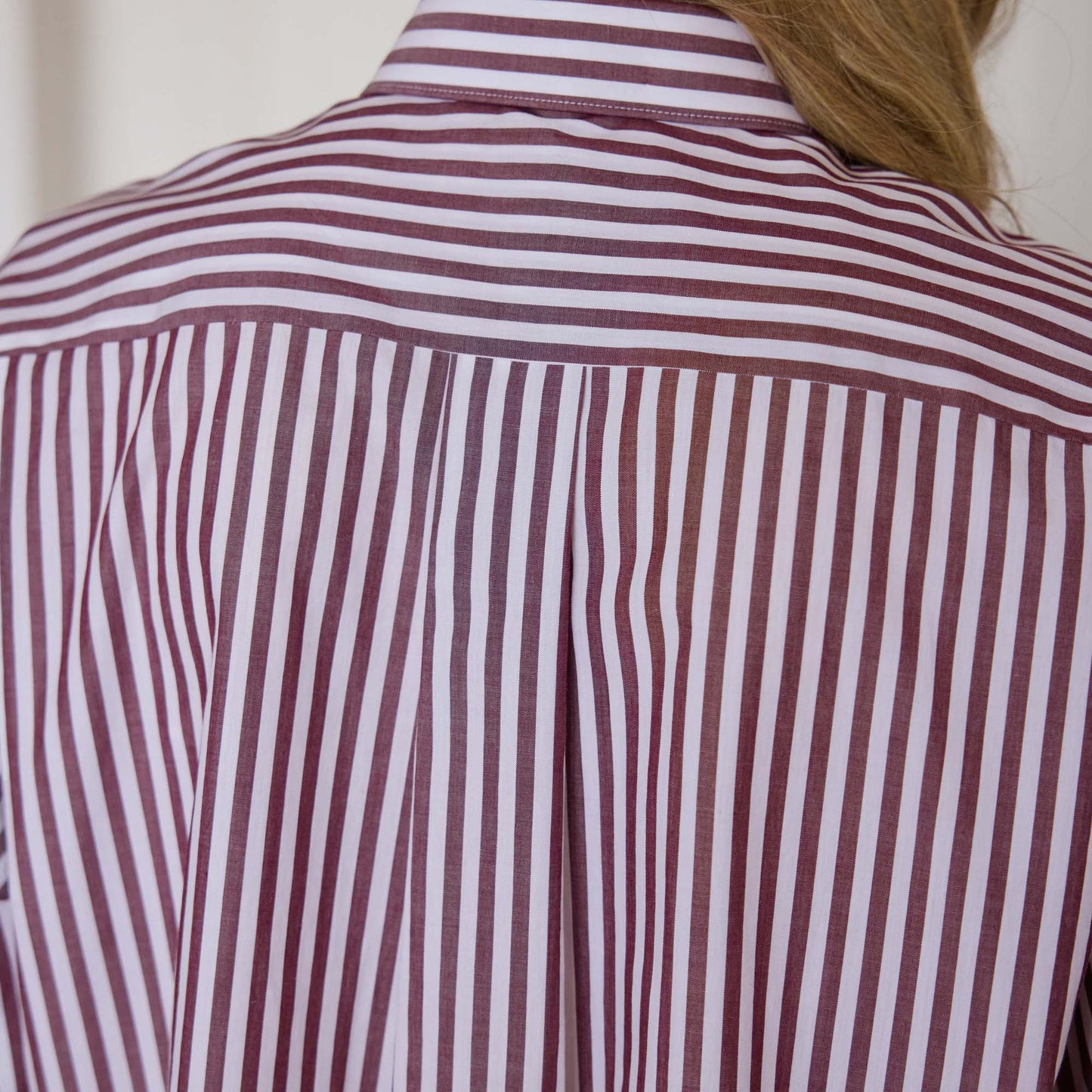 Chemise à rayures bordeaux en coton
