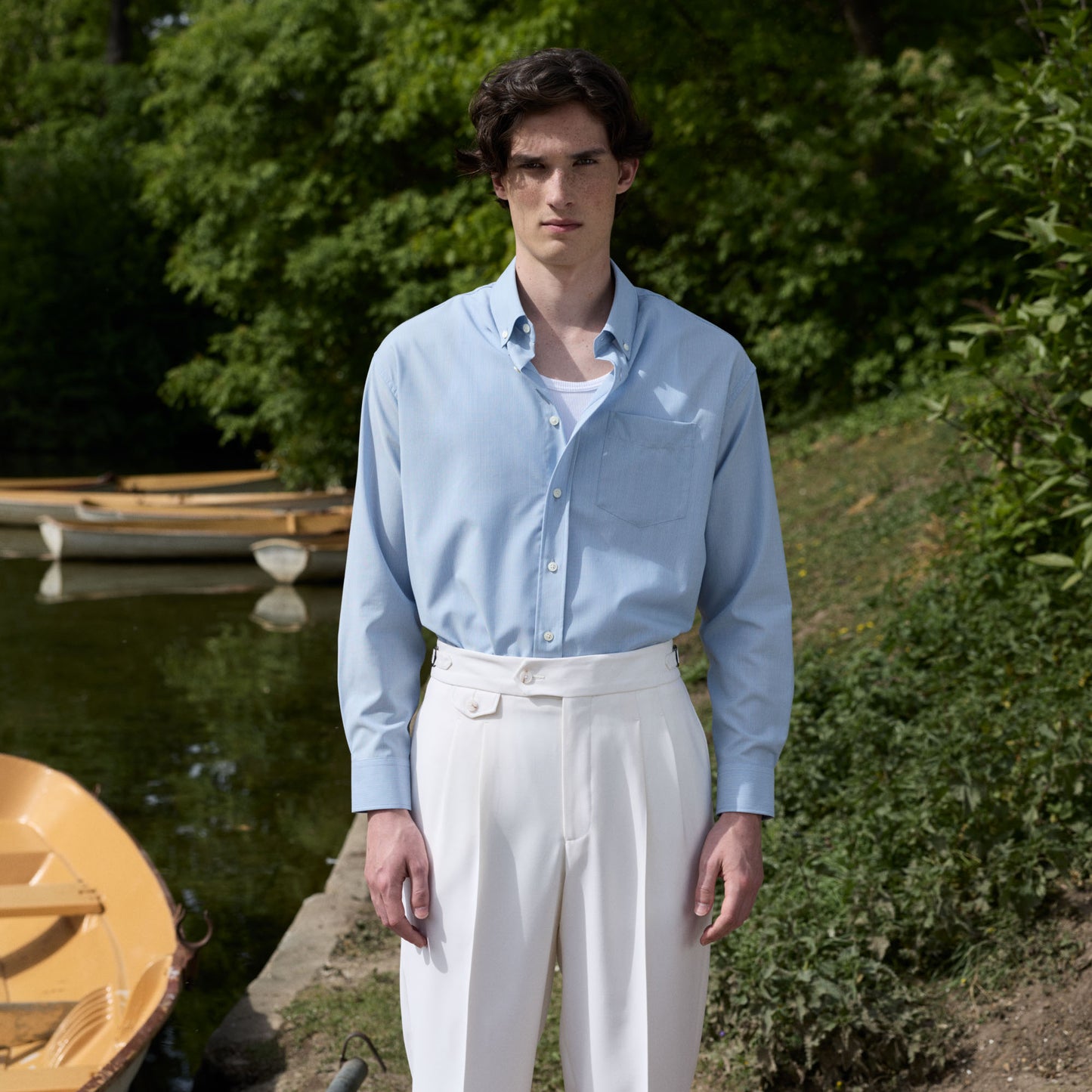 Chemise décontractée bleu en laine à fines rayures