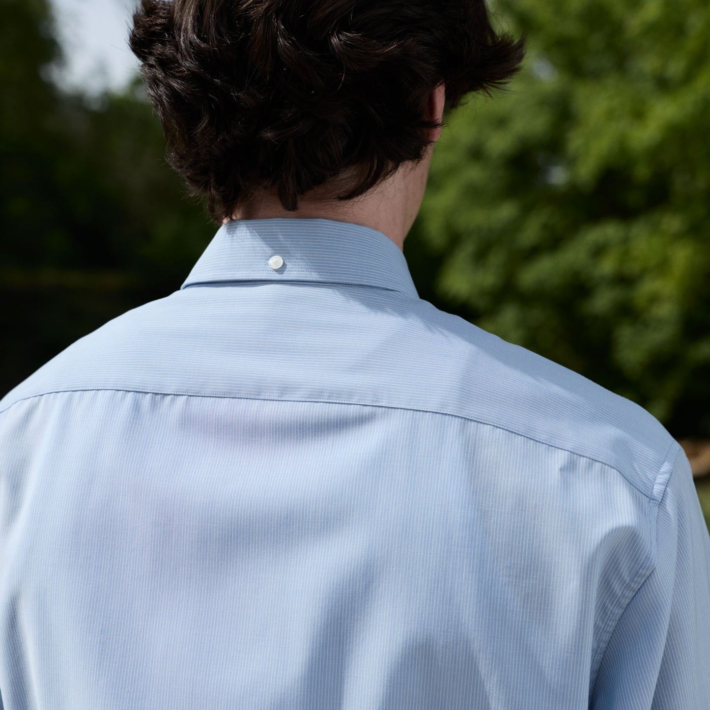 Chemise décontractée bleu en laine à fines rayures