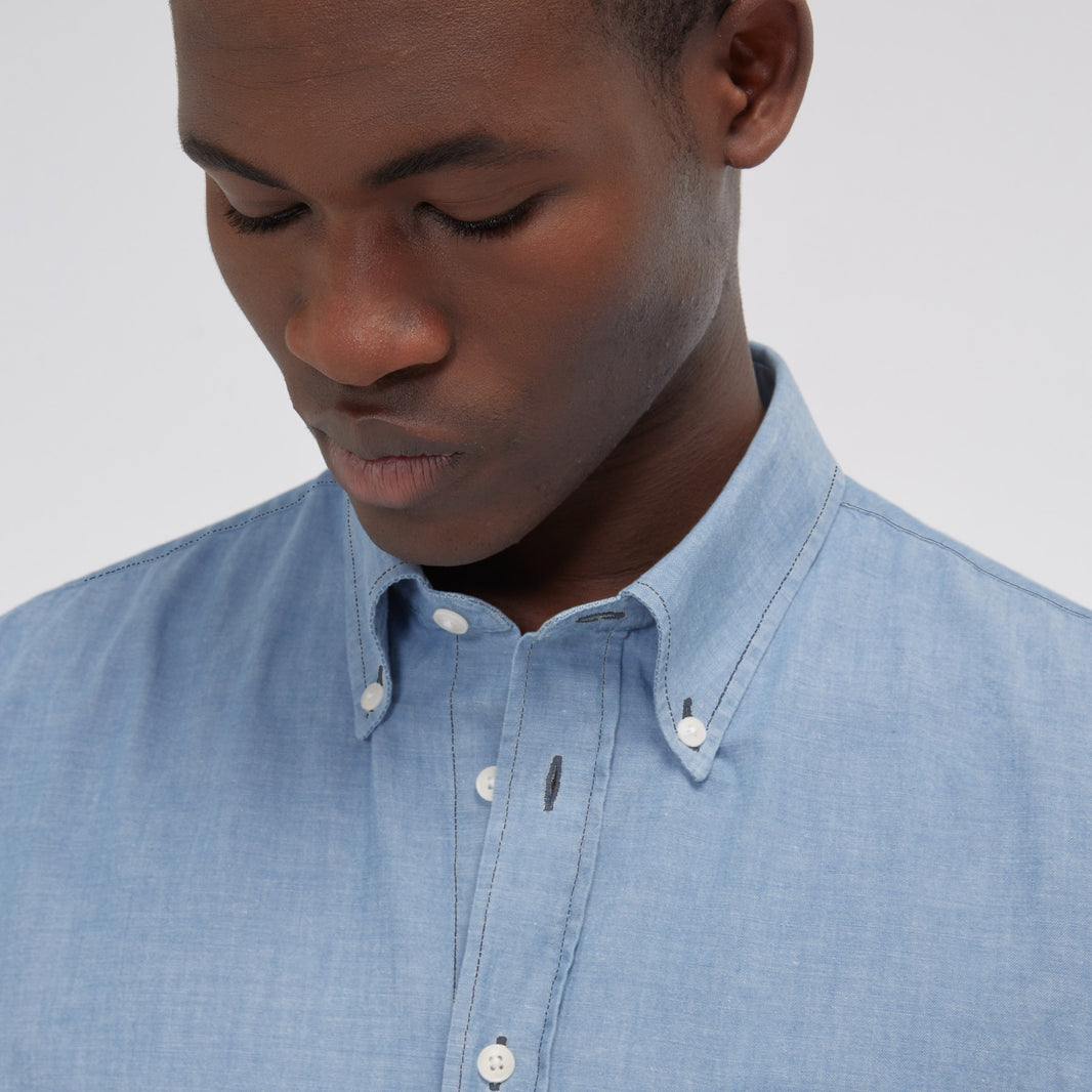 Chemise en chambray bleue