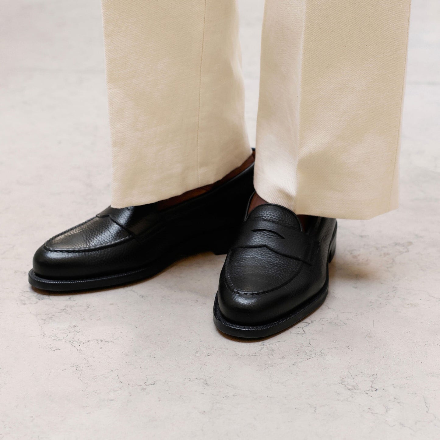 Black grained leather moccasin