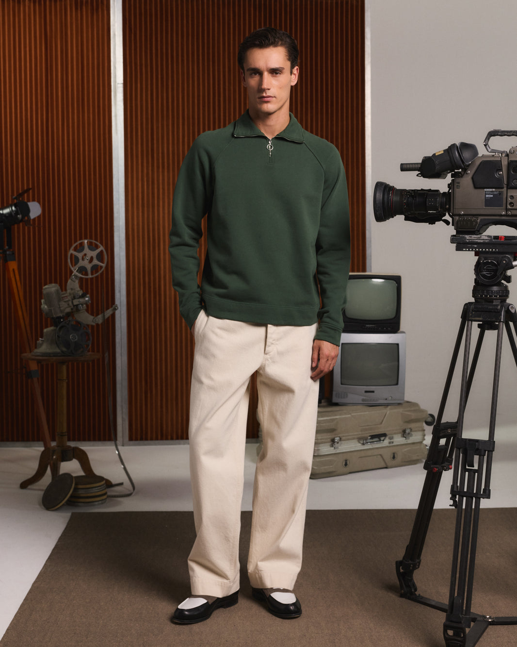 Green cotton sweatshirt