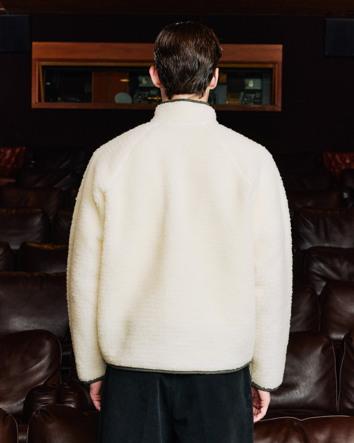Zip-neck fleece in 100% natural Pyrenean wool