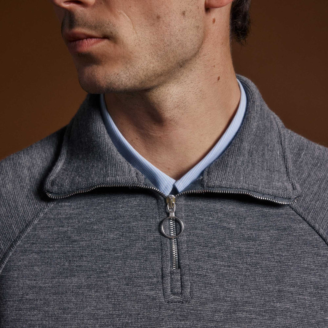 Sweatshirt gris col zippé en laine points Milano