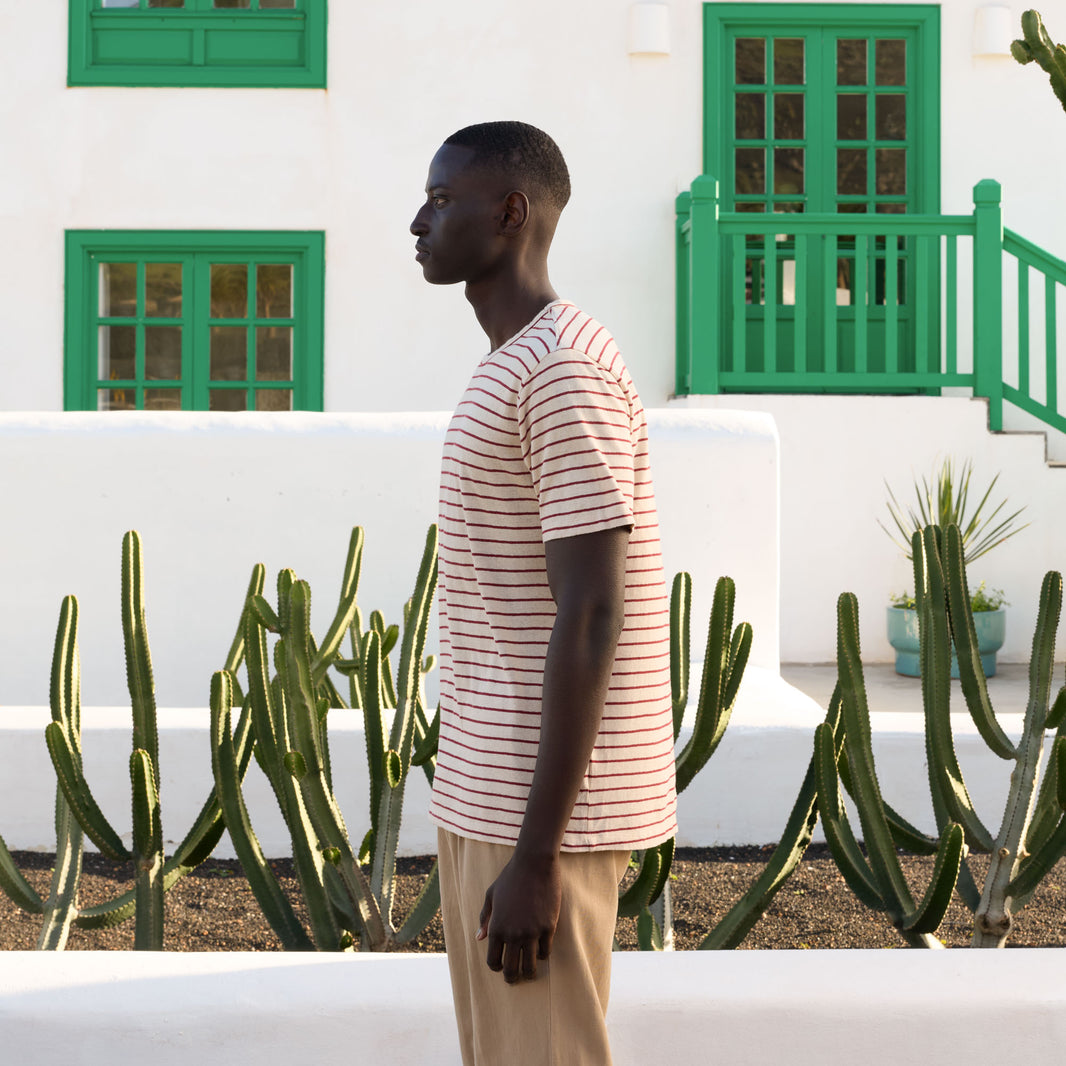 T-shirt en coton et lin écru à rayures bordeaux
