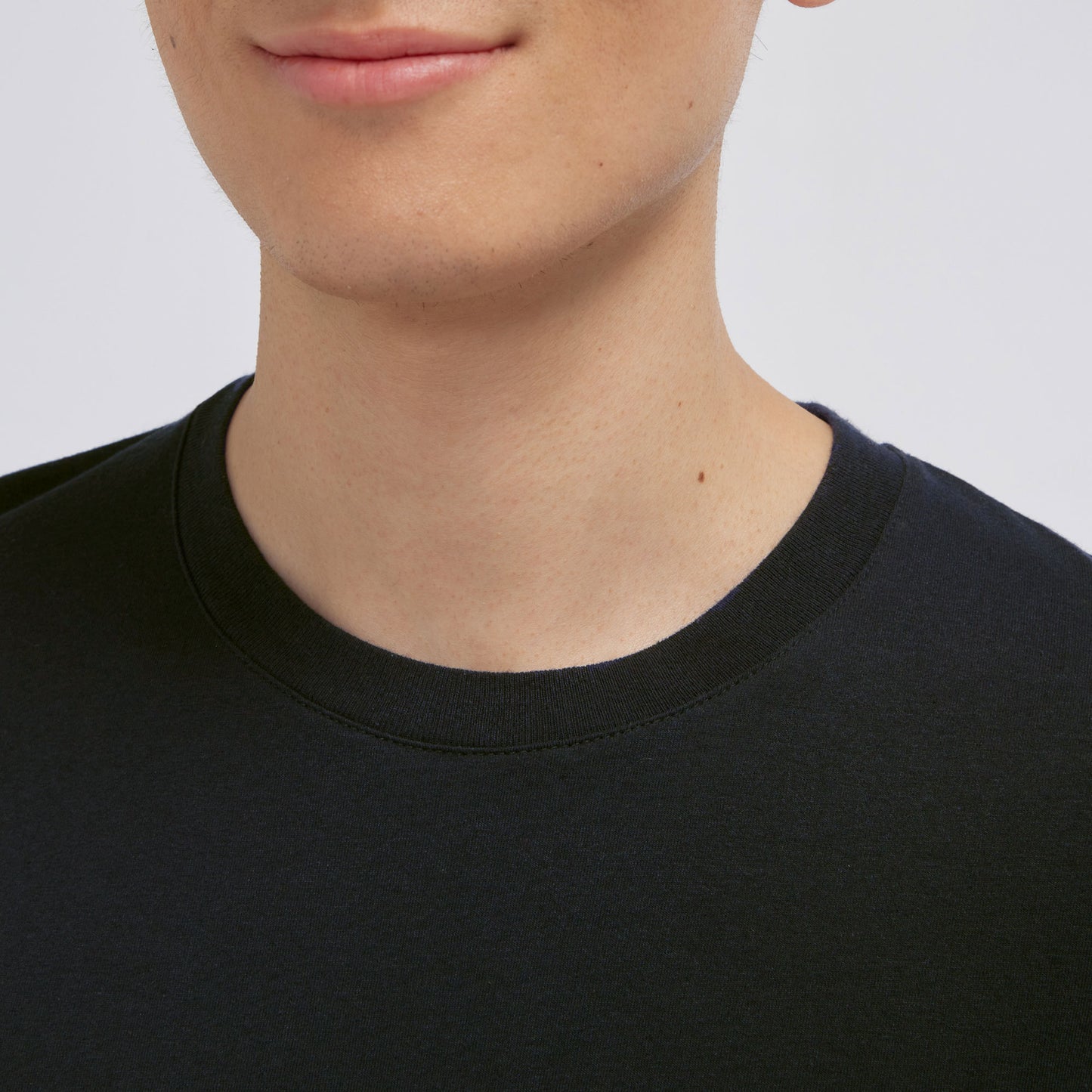 Black cotton t-shirt