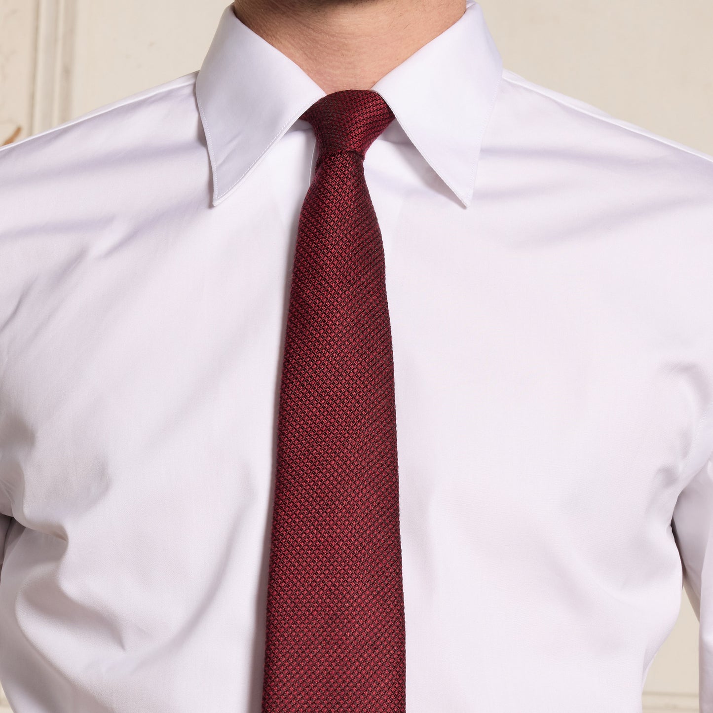 Cravate tissée bordeaux